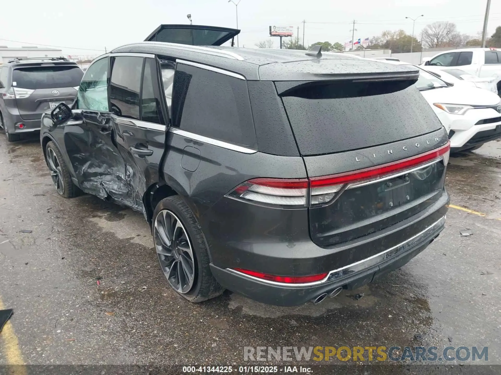 3 fotografías del automóvil dañado 5LM5J7XC4LGL32832 LINCOLN AVIATOR 2020