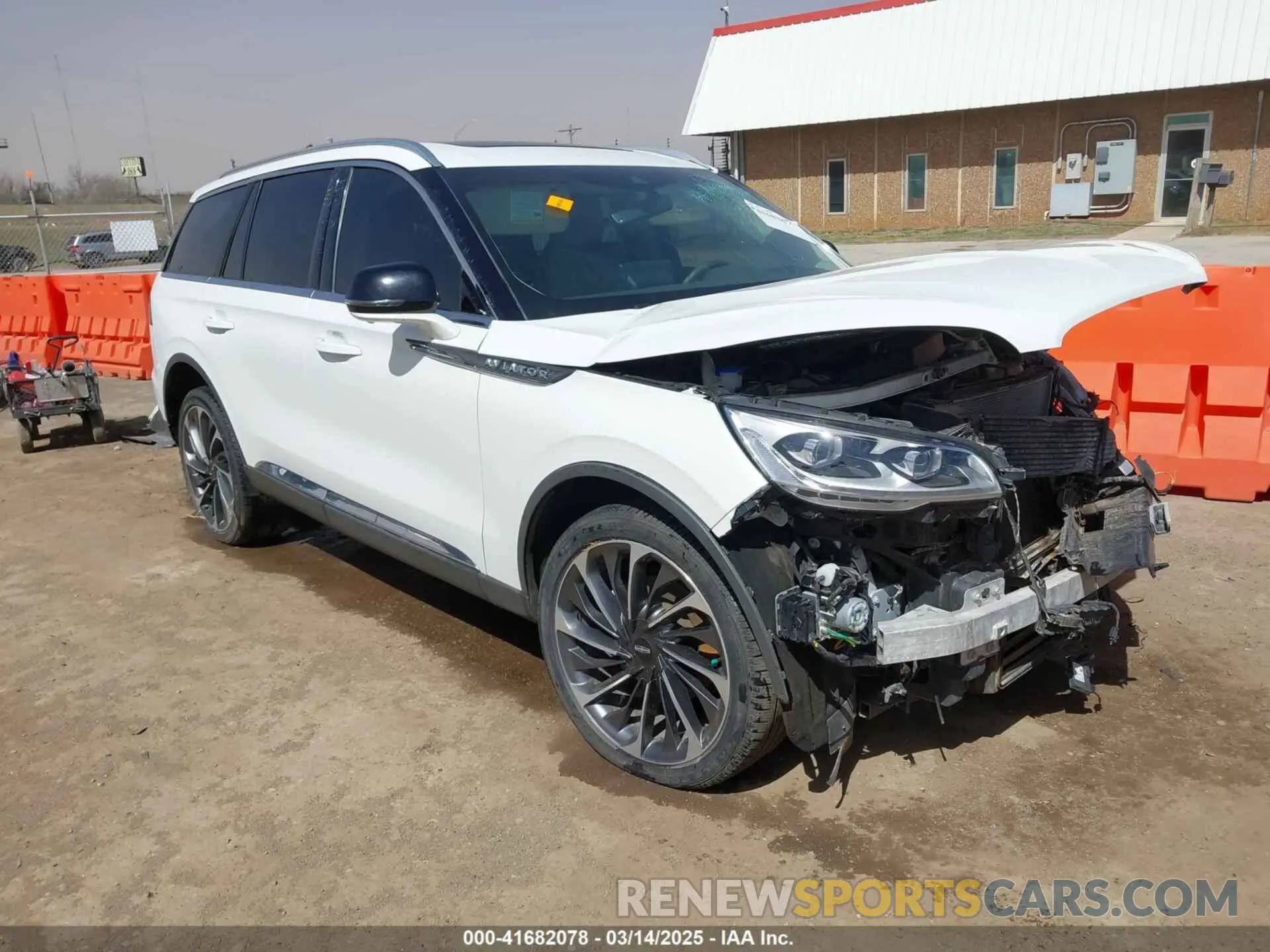 1 fotografías del automóvil dañado 5LM5J7XC8LGL11059 LINCOLN AVIATOR 2020