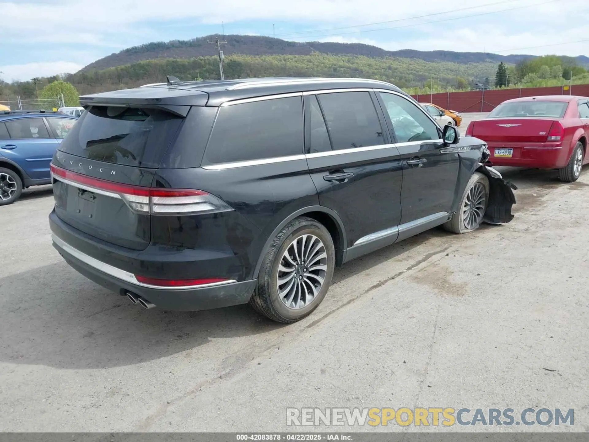 4 fotografías del automóvil dañado 5LM5J7XC8LGL19646 LINCOLN AVIATOR 2020