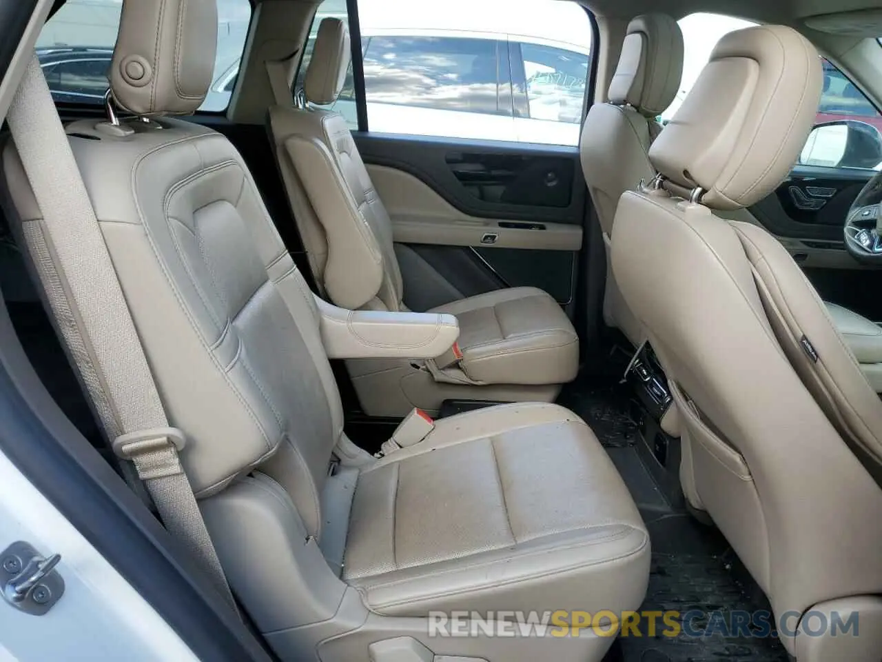 10 fotografías del automóvil dañado 5LM5J7XC8LGL23261 LINCOLN AVIATOR 2020