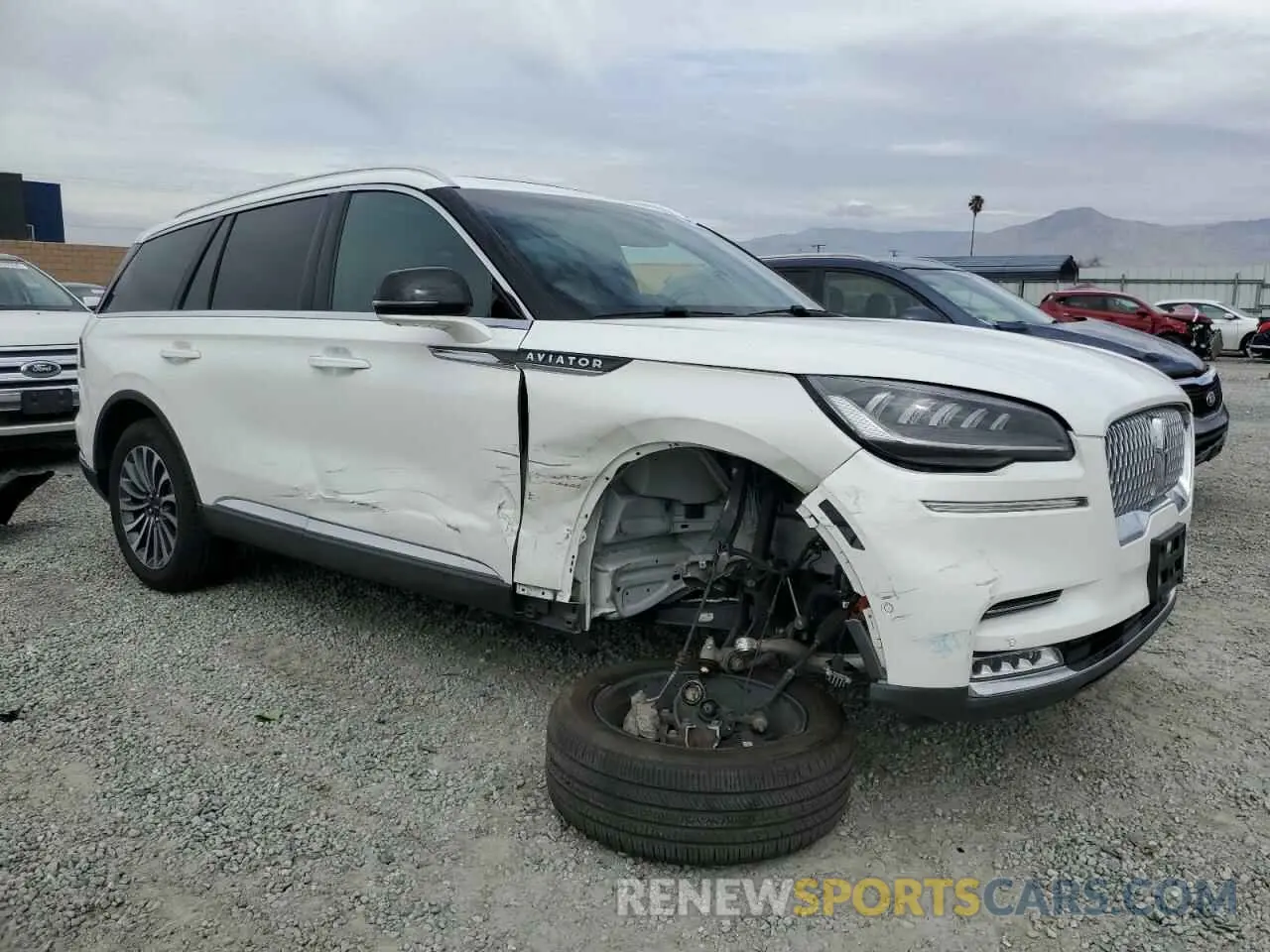 4 fotografías del automóvil dañado 5LM5J7WCXMGL02334 LINCOLN AVIATOR 2021
