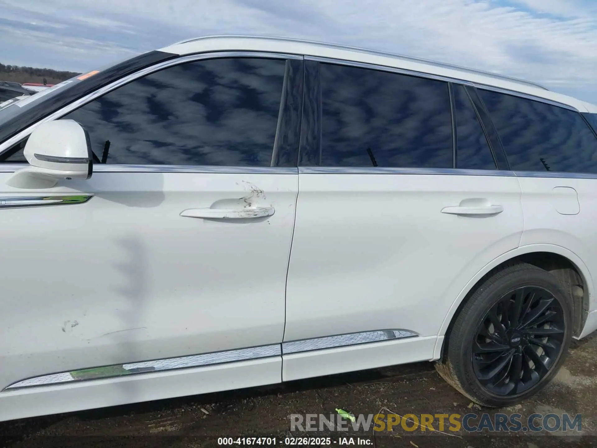 15 fotografías del automóvil dañado 5LM5J7XC5MGL18763 LINCOLN AVIATOR 2021