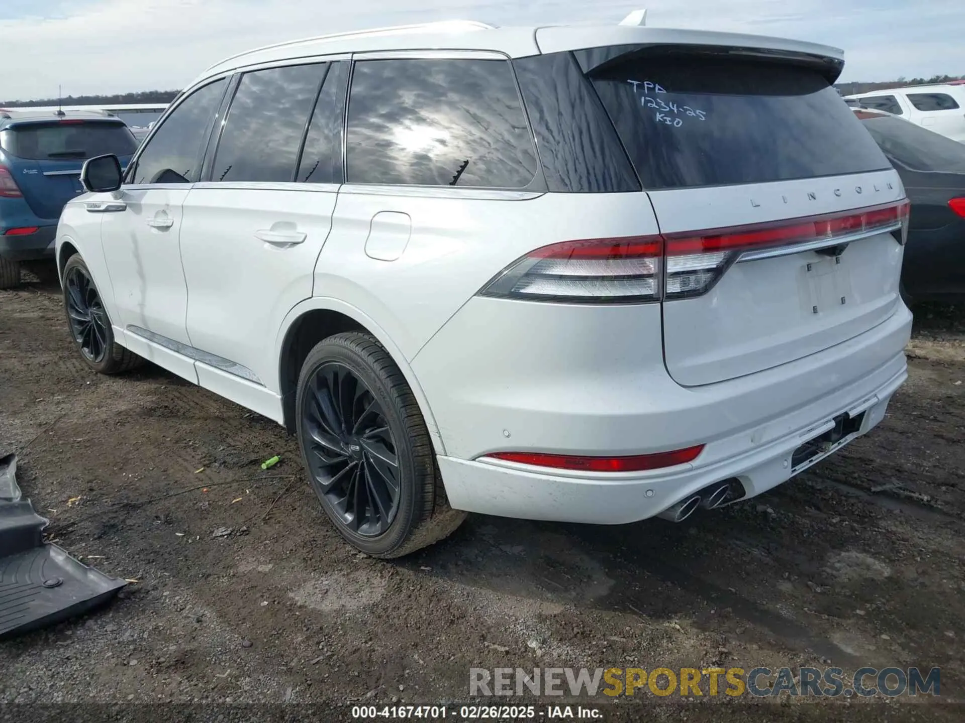 3 fotografías del automóvil dañado 5LM5J7XC5MGL18763 LINCOLN AVIATOR 2021