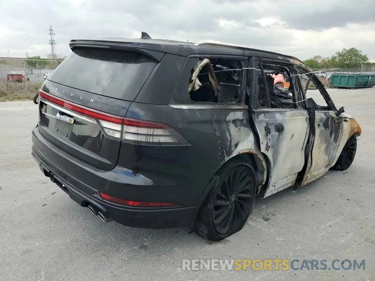 3 fotografías del automóvil dañado 5LM5J7XC8MGL08549 LINCOLN AVIATOR 2021