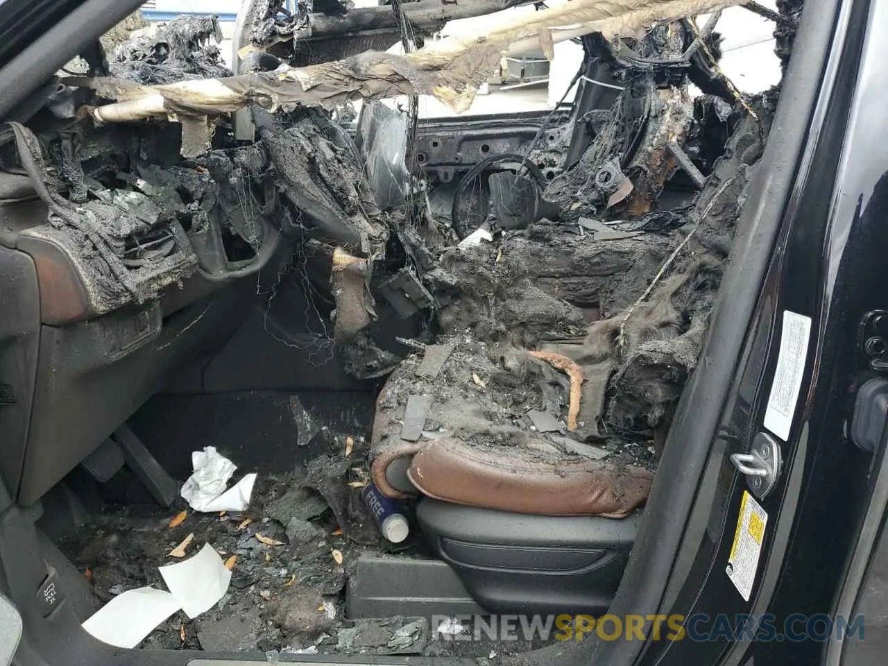 7 fotografías del automóvil dañado 5LM5J7XC8MGL08549 LINCOLN AVIATOR 2021