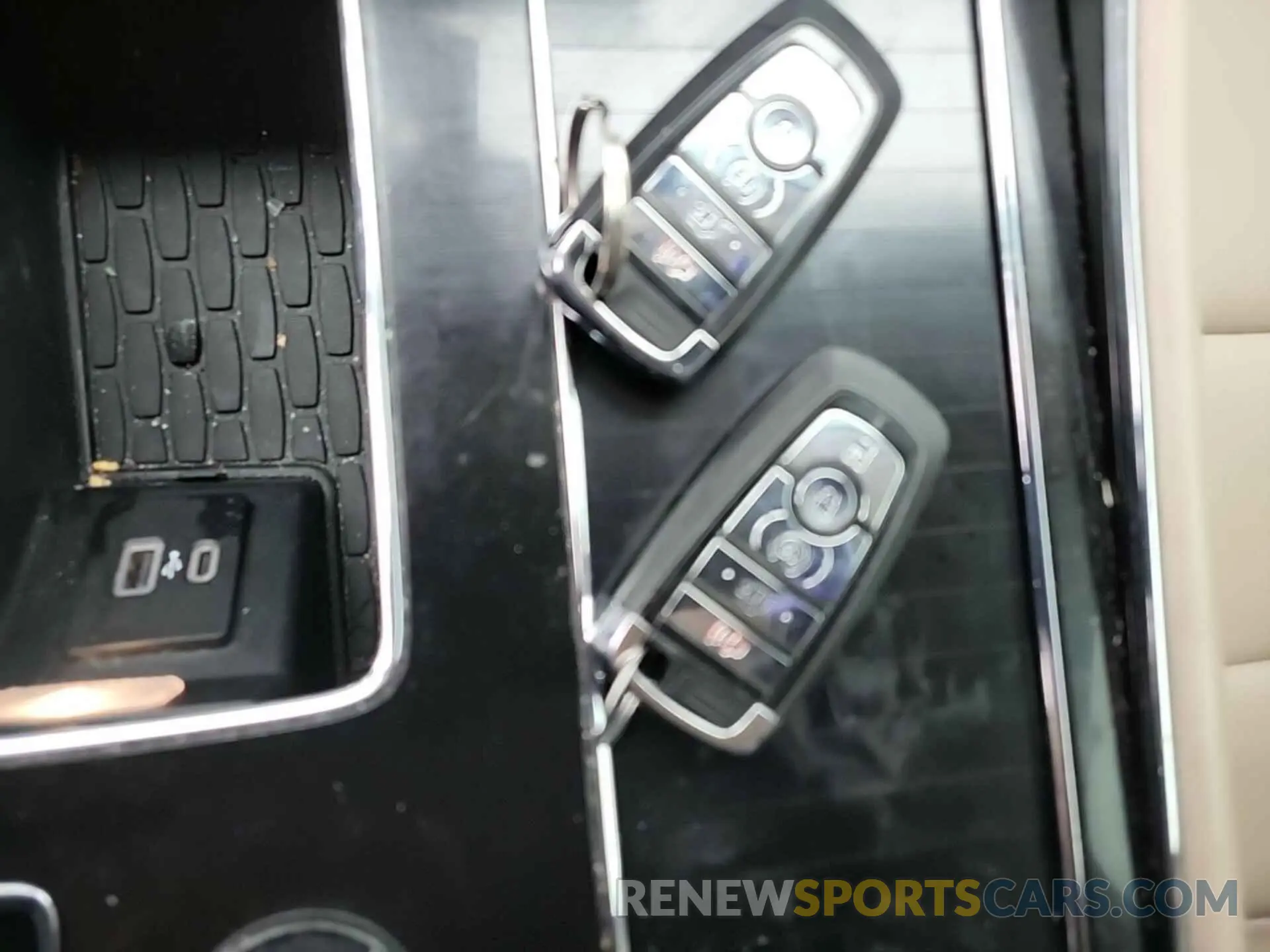 3 fotografías del automóvil dañado 5LM5J6WC8NGL02067 LINCOLN AVIATOR 2022