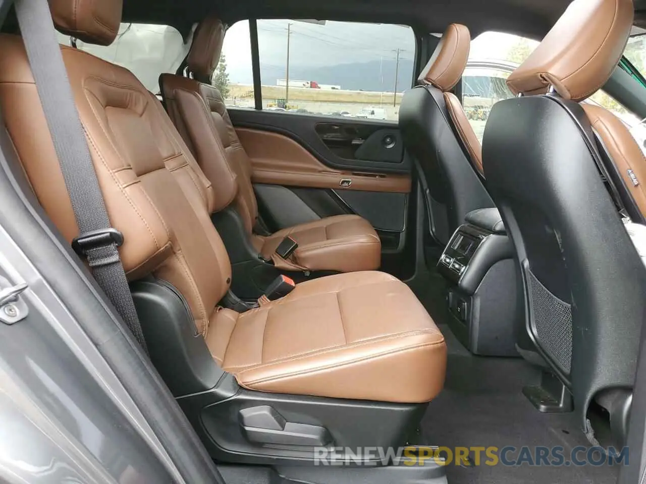 12 fotografías del automóvil dañado 5LM5J7WC2NGL20411 LINCOLN AVIATOR 2022