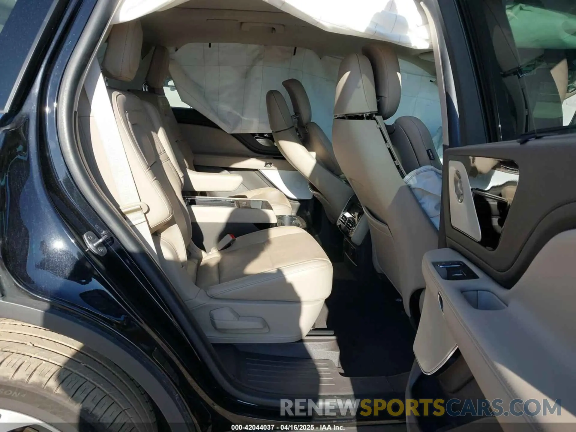 8 fotografías del automóvil dañado 5LM5J7XC1NGL08524 LINCOLN AVIATOR 2022