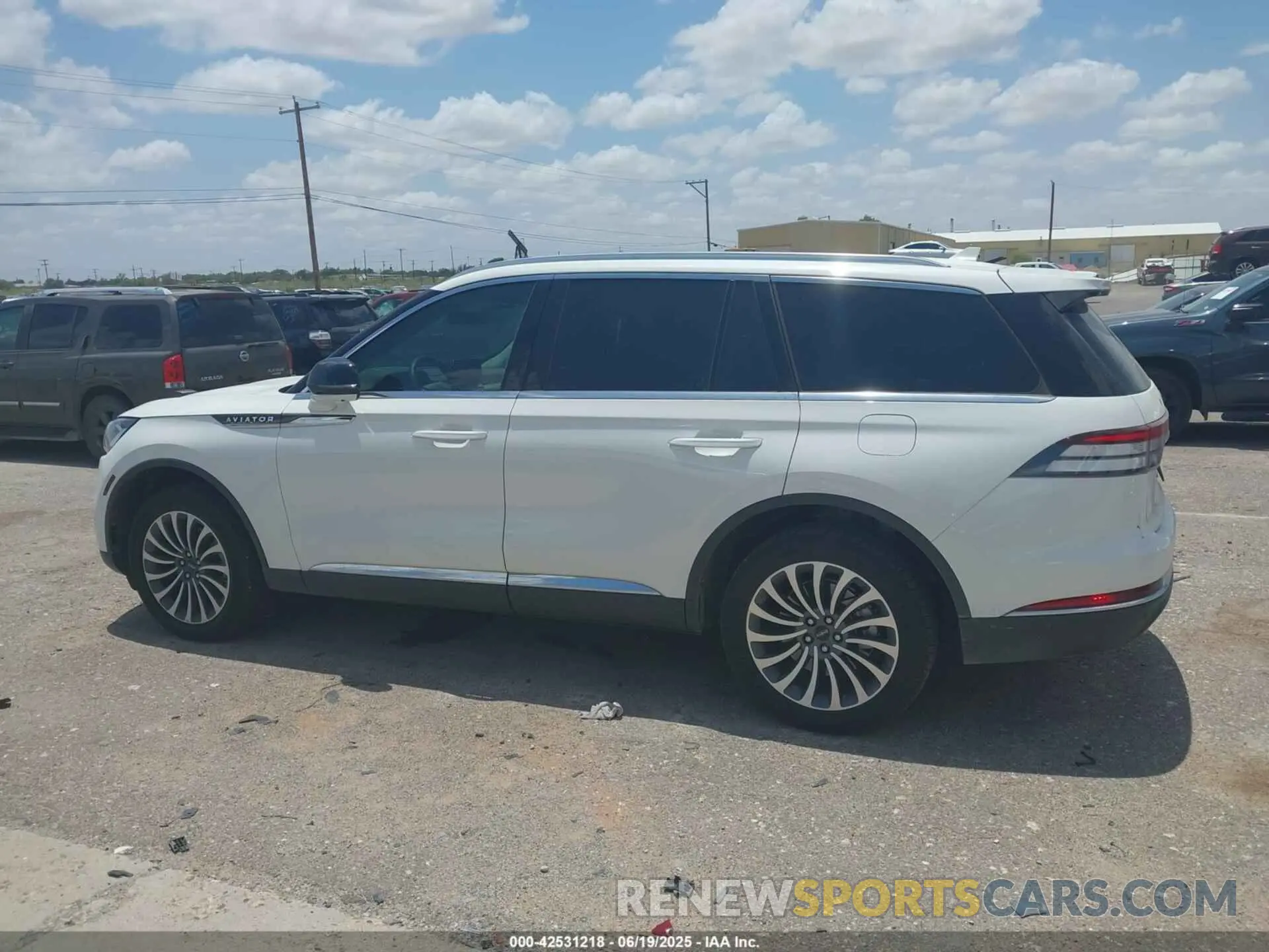 14 fotografías del automóvil dañado 5LM5J7XC3NGL08248 LINCOLN AVIATOR 2022
