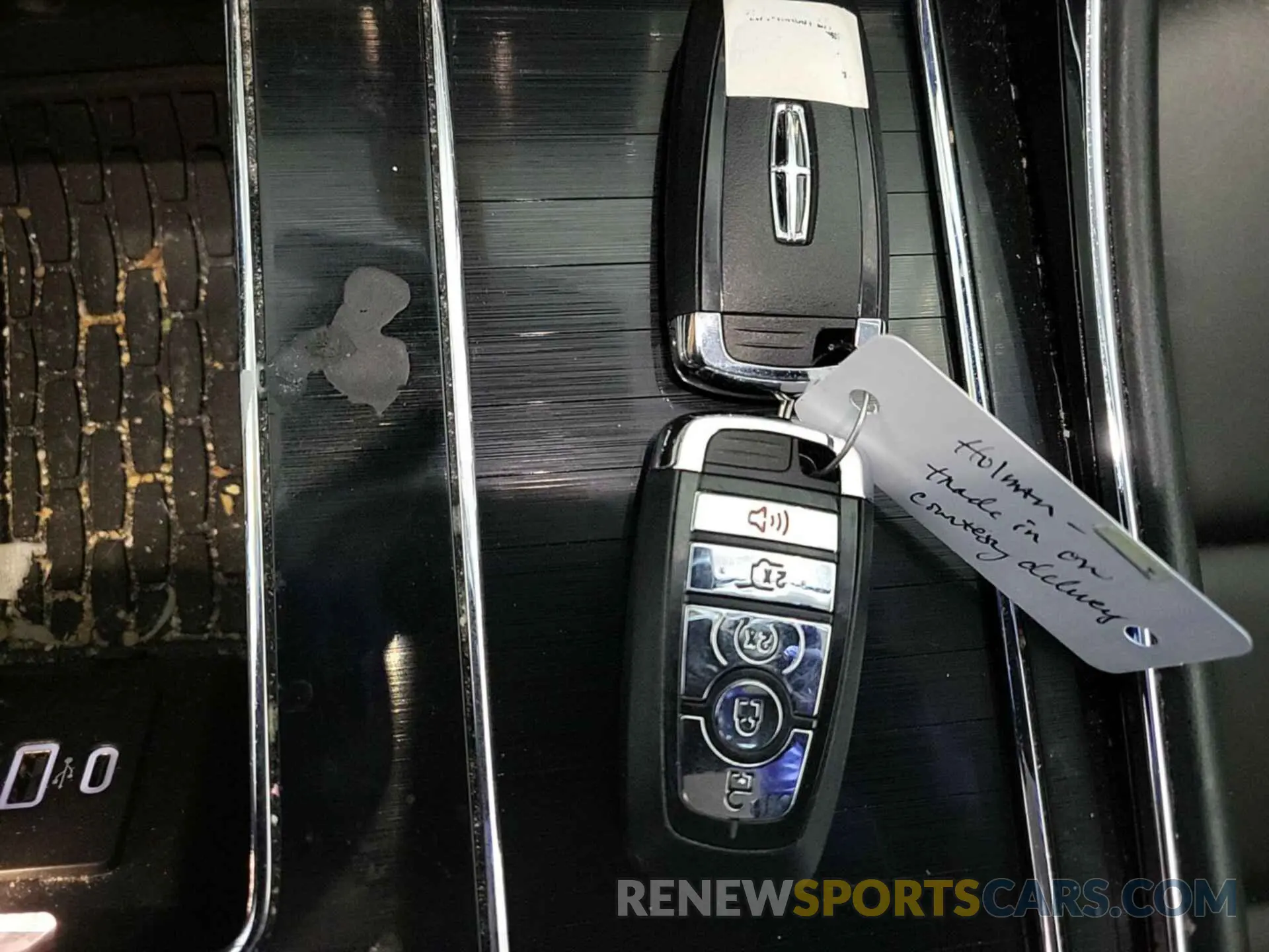 9 fotografías del automóvil dañado 5LM5J6WC9PGL14361 LINCOLN AVIATOR 2023