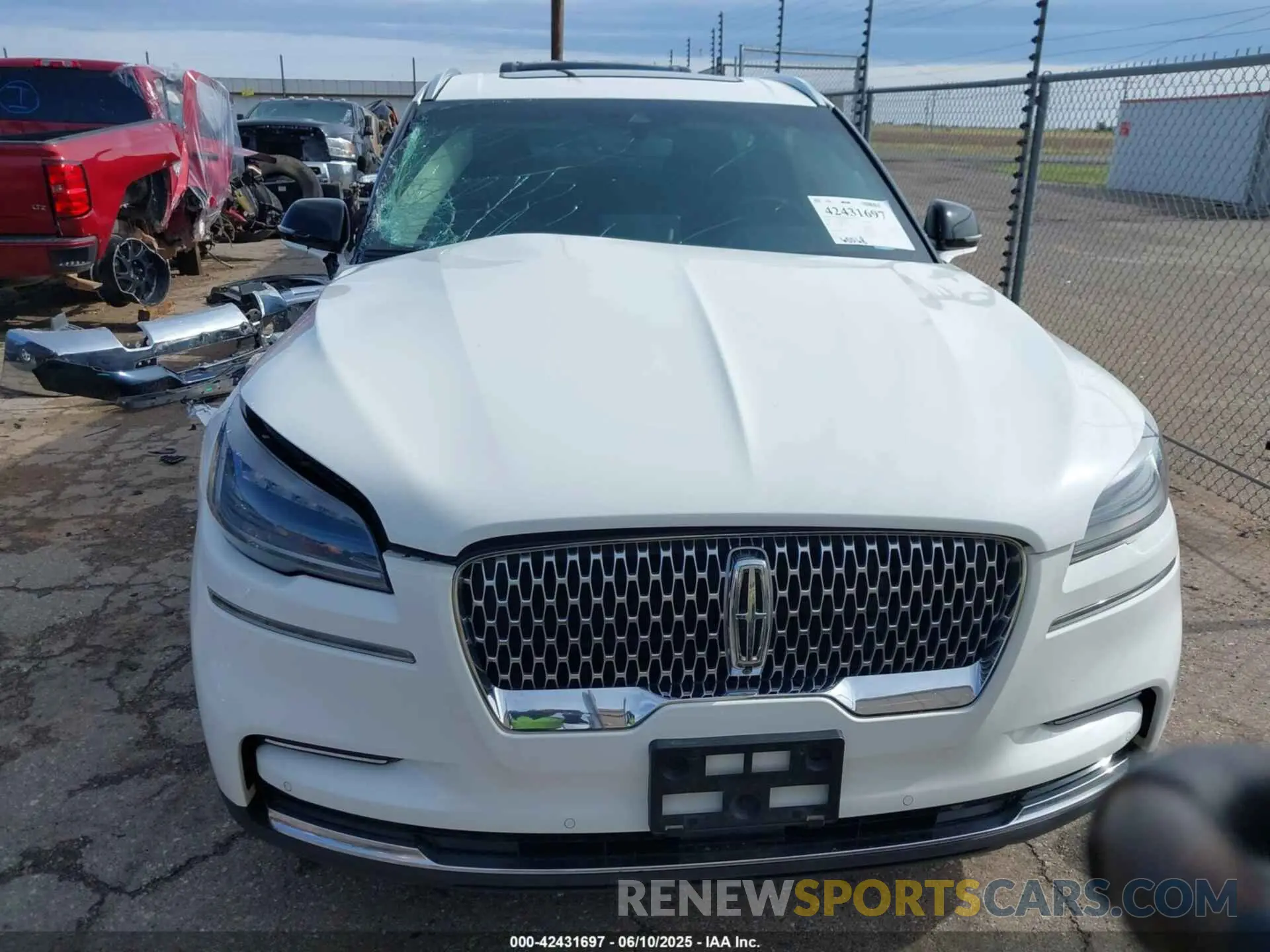 12 fotografías del automóvil dañado 5LM5J7WC1PGL06759 LINCOLN AVIATOR 2023