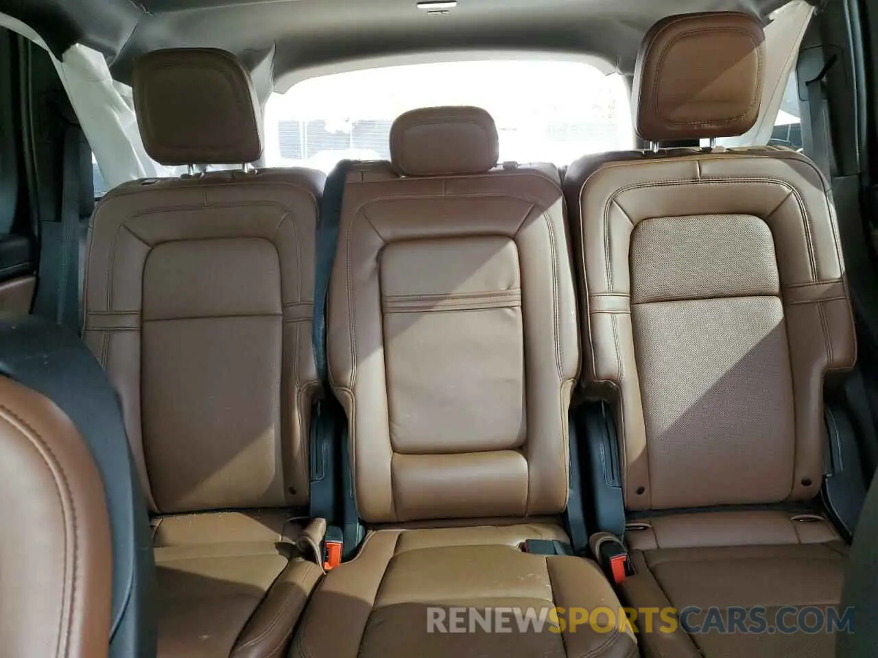 10 fotografías del automóvil dañado 5LM5J7XC5PGL08335 LINCOLN AVIATOR 2023