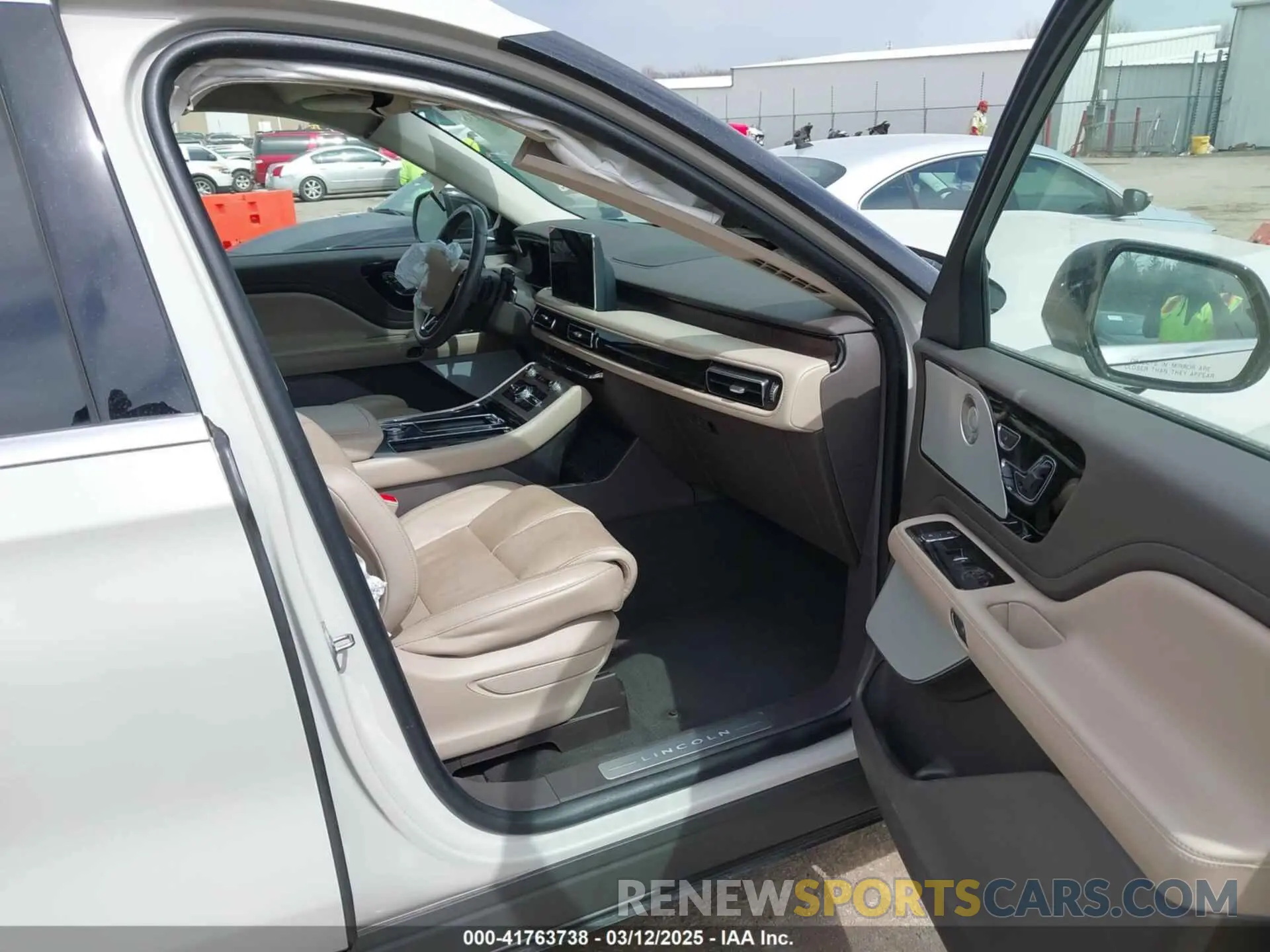 5 fotografías del automóvil dañado 5LMYJ8XY0PNL01898 LINCOLN AVIATOR 2023