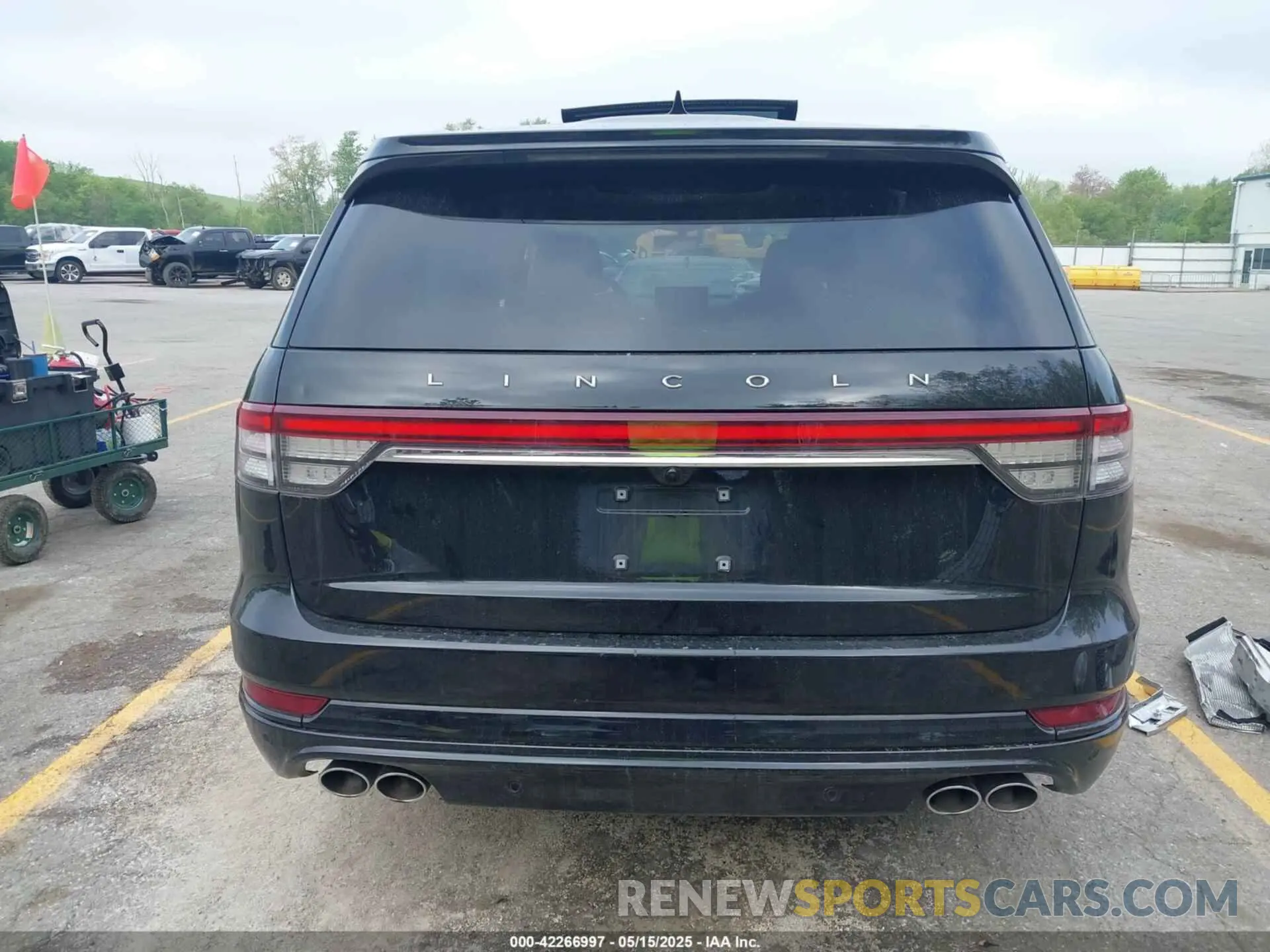 17 fotografías del automóvil dañado 5LMYJ8XY7PNL00330 LINCOLN AVIATOR 2023