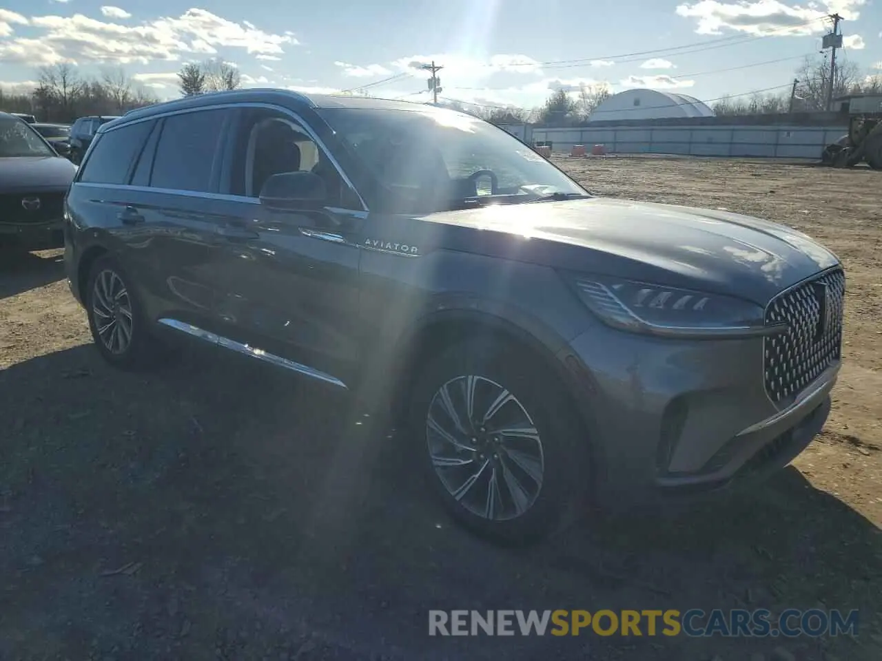 4 fotografías del automóvil dañado 5LM5J6XC9SGL05831 LINCOLN AVIATOR 2025