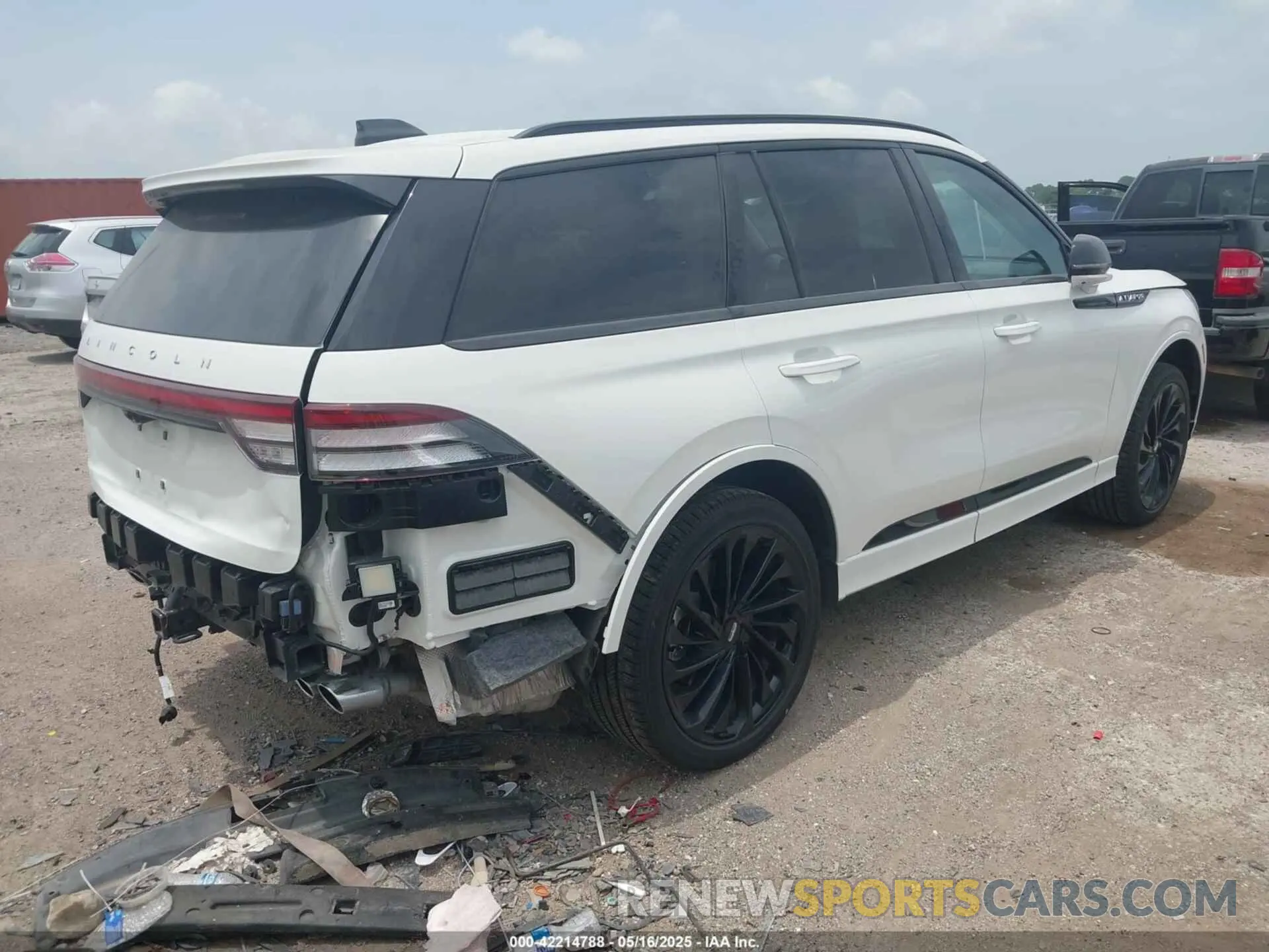 4 fotografías del automóvil dañado 5LM5J7XC2SGL13422 LINCOLN AVIATOR 2025