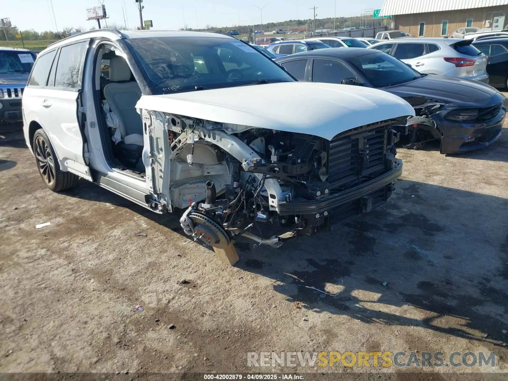 6 fotografías del automóvil dañado 5LM5J7XC4SGL15771 LINCOLN AVIATOR 2025