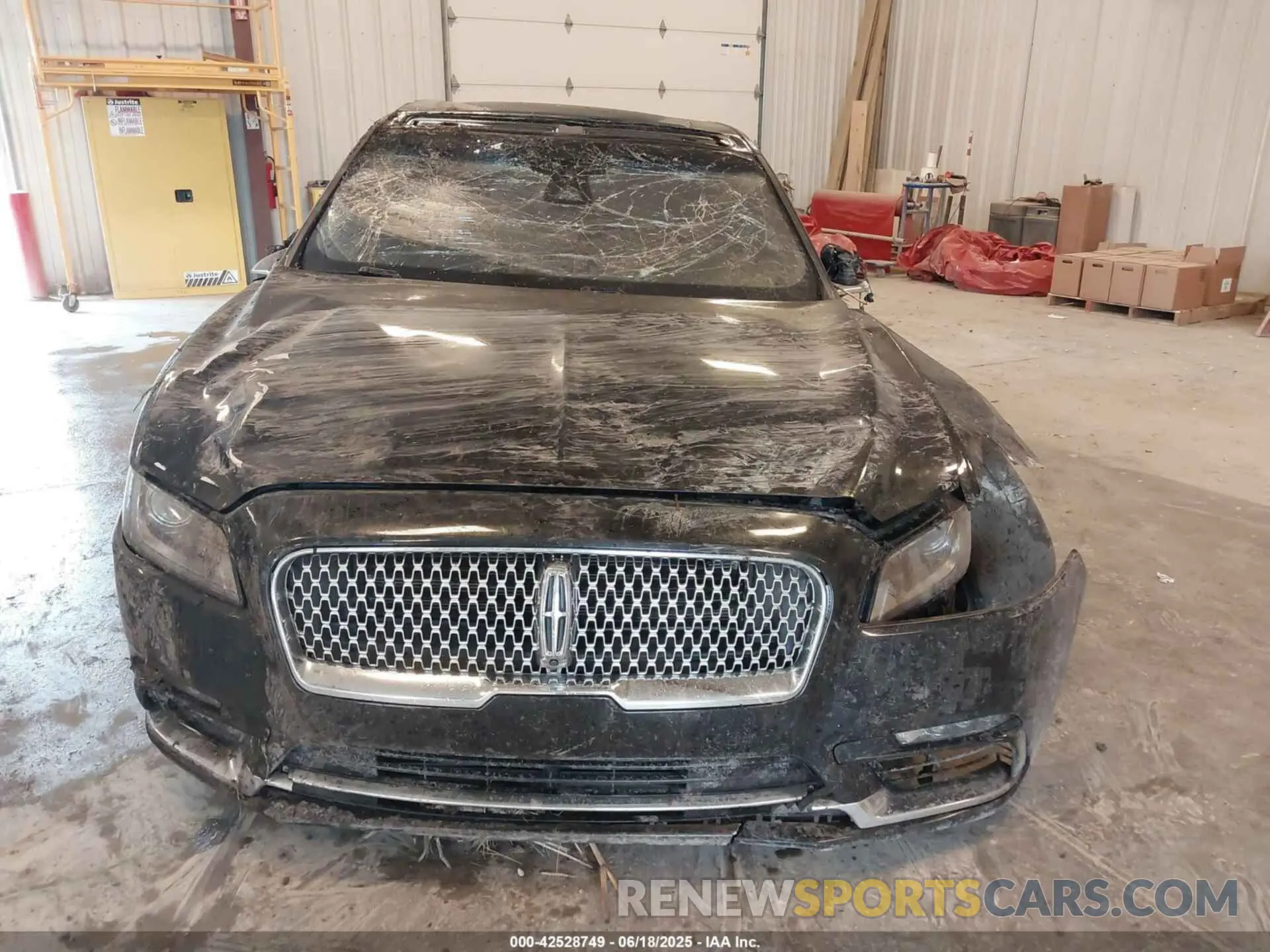 11 fotografías del automóvil dañado 1LN6L9NP7K5602763 LINCOLN CONTINENTAL 2019