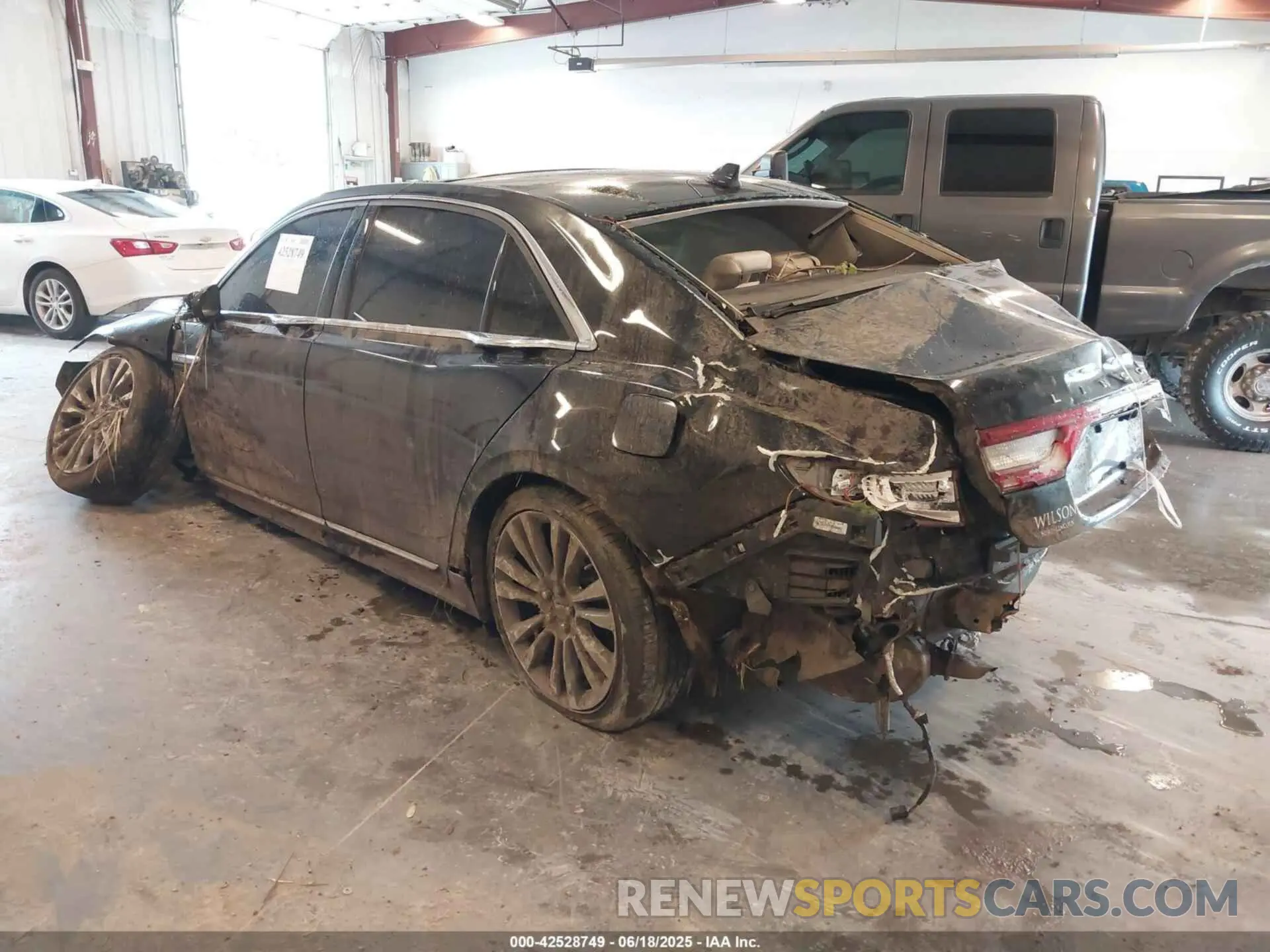 3 fotografías del automóvil dañado 1LN6L9NP7K5602763 LINCOLN CONTINENTAL 2019
