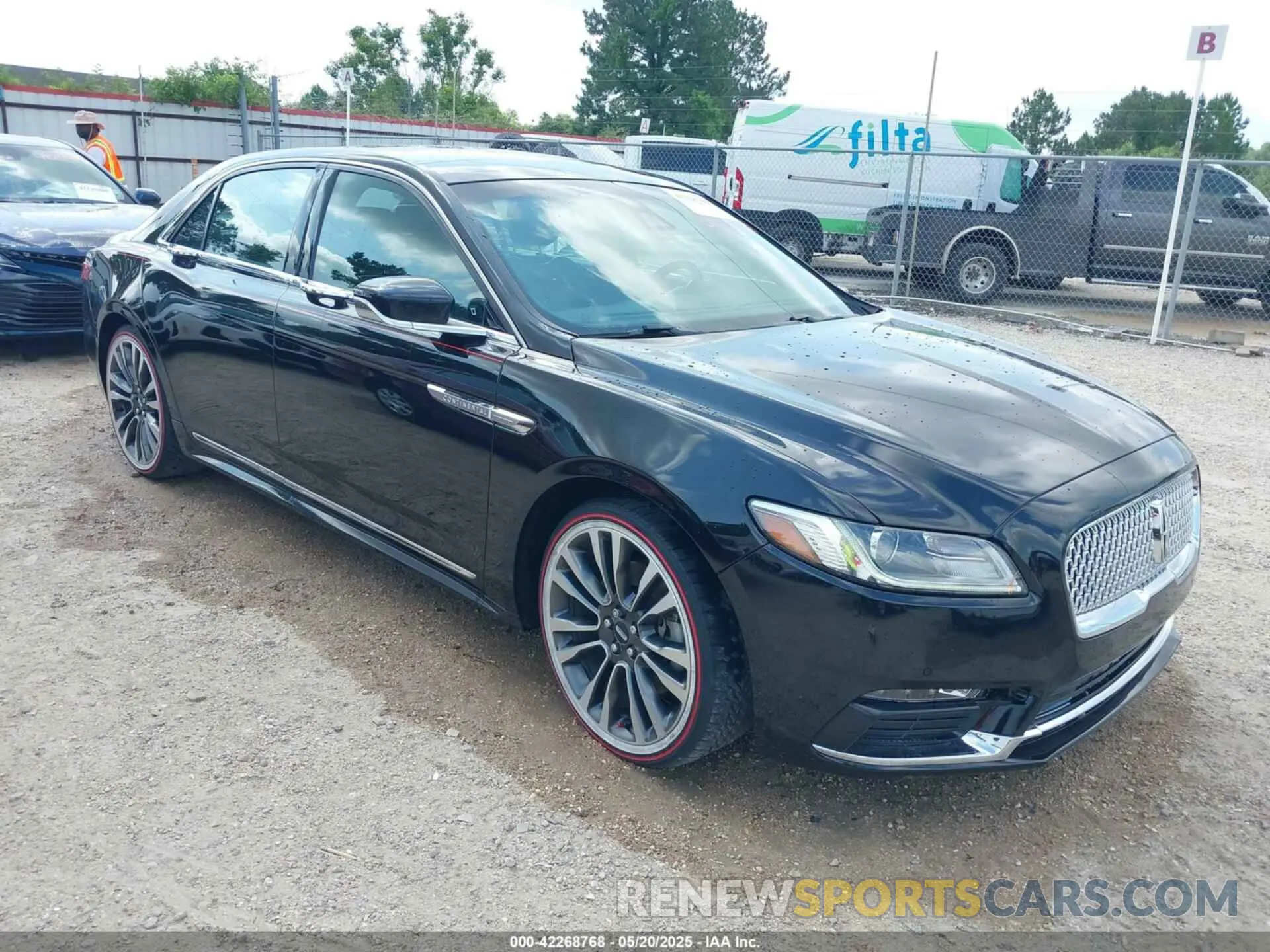 1 fotografías del automóvil dañado 1LN6L9SK0K5609739 LINCOLN CONTINENTAL 2019