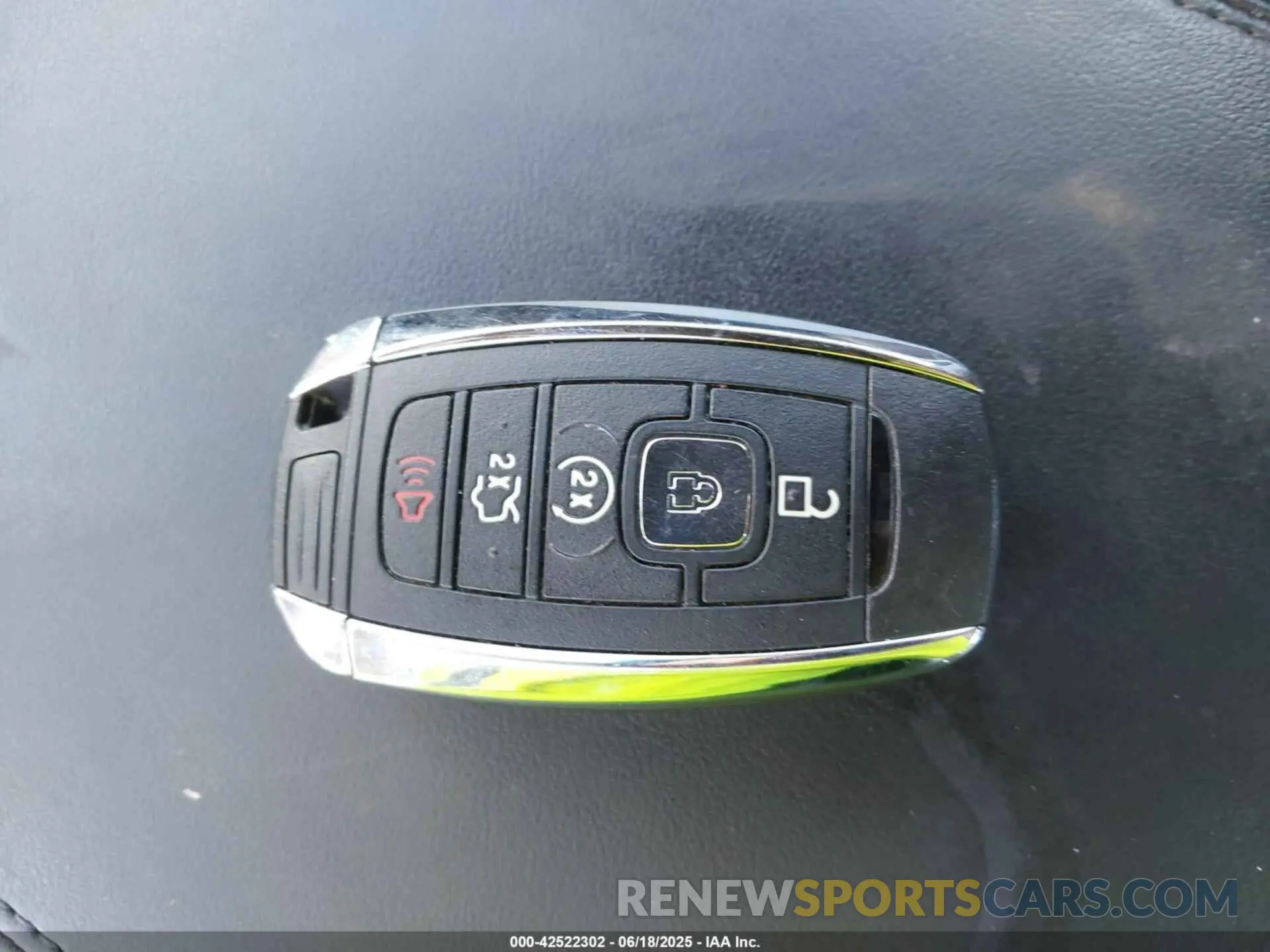 11 fotografías del automóvil dañado 1LN6L9TK7K5601877 LINCOLN CONTINENTAL 2019