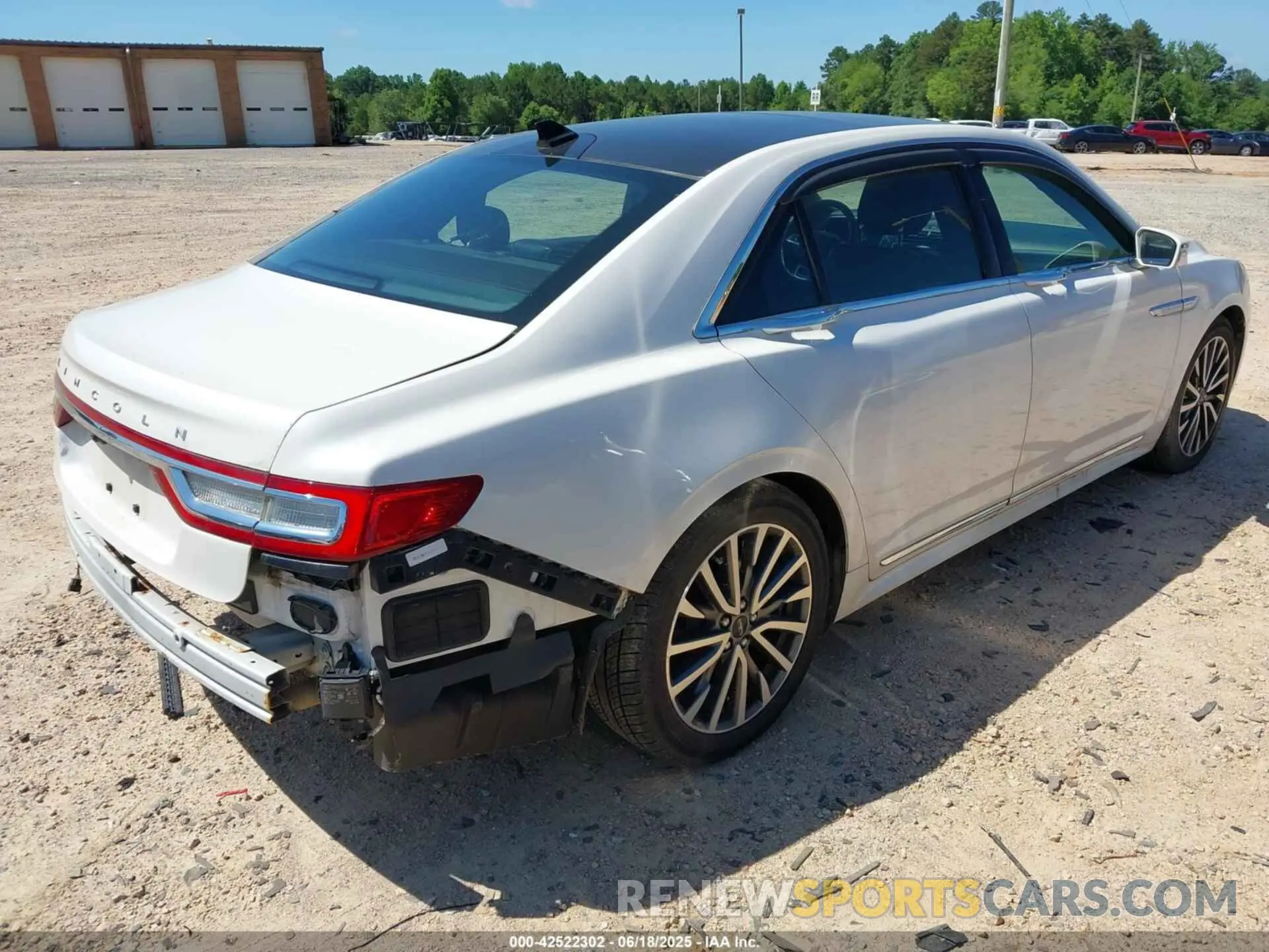 4 fotografías del automóvil dañado 1LN6L9TK7K5601877 LINCOLN CONTINENTAL 2019