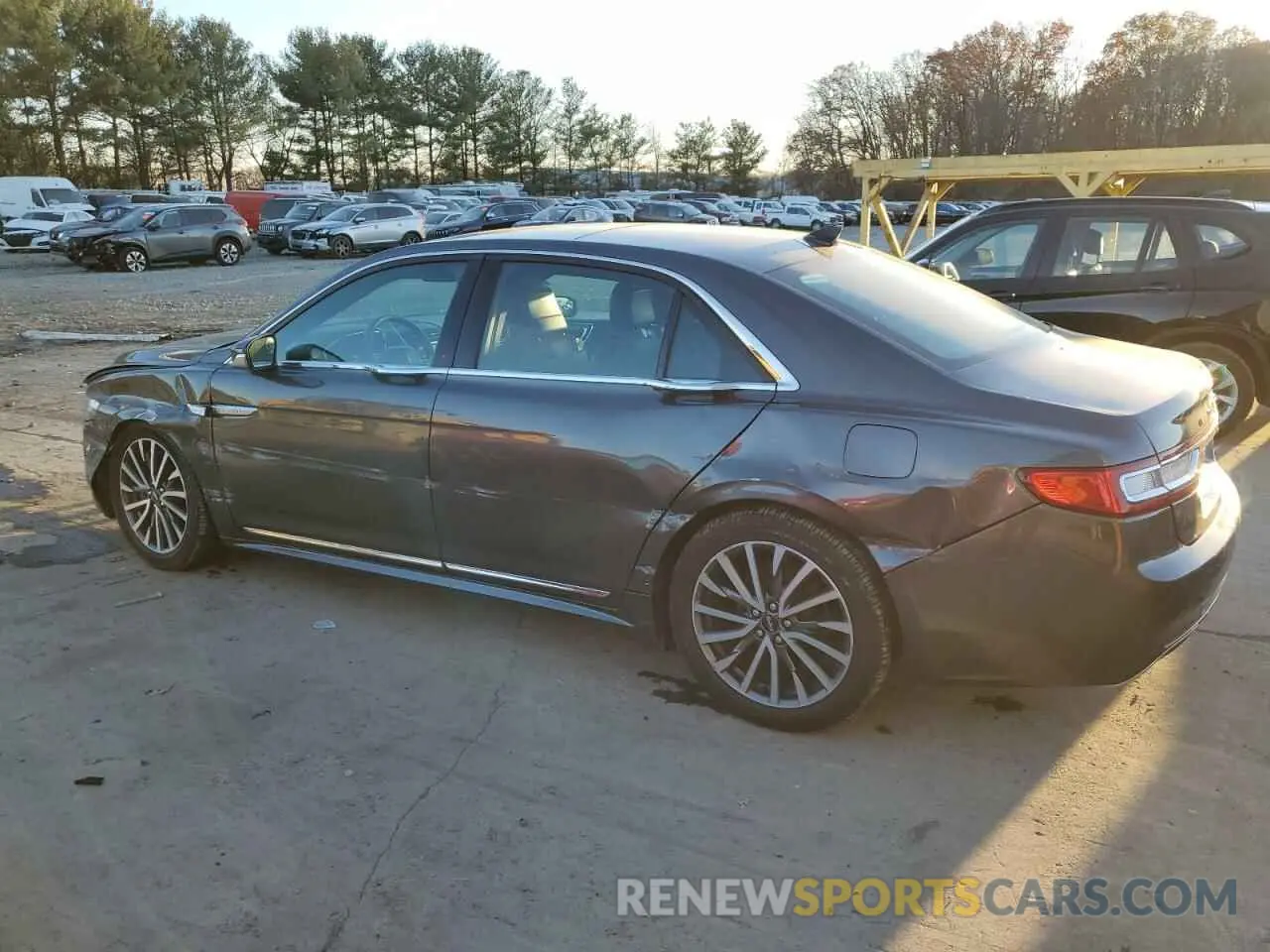 2 fotografías del automóvil dañado 1LN6L9TK6K5602843 LINCOLN CONTINENTL 2019