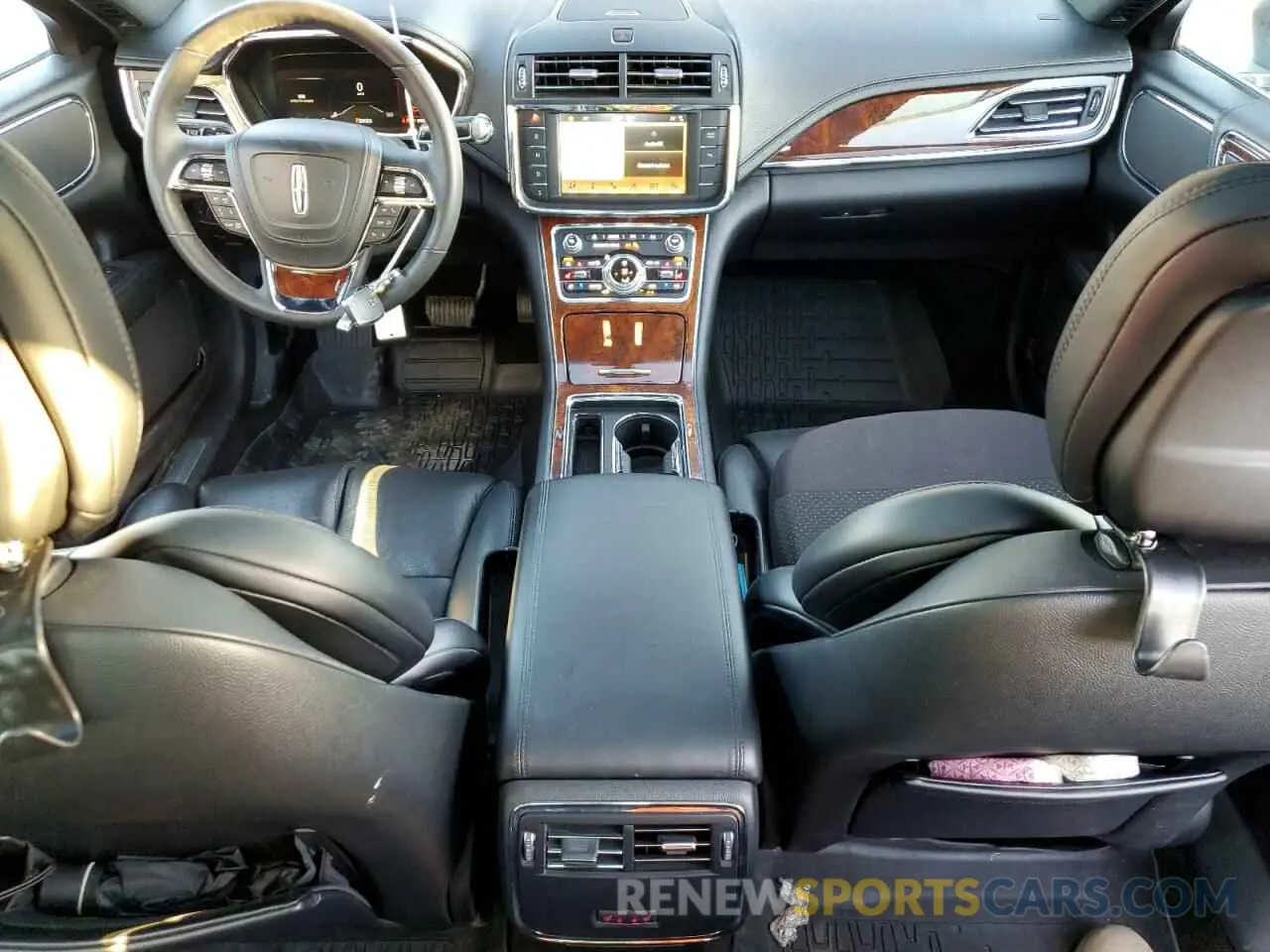 8 fotografías del automóvil dañado 1LN6L9TK6K5602843 LINCOLN CONTINENTL 2019