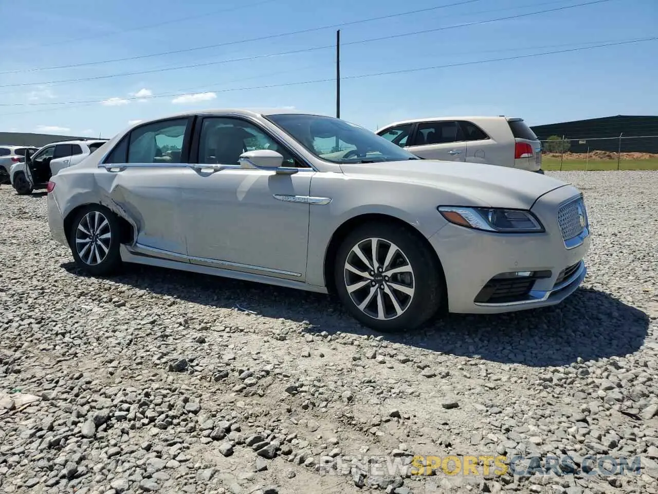 4 fotografías del automóvil dañado 1LN6L9PK6L5605401 LINCOLN CONTINENTL 2020