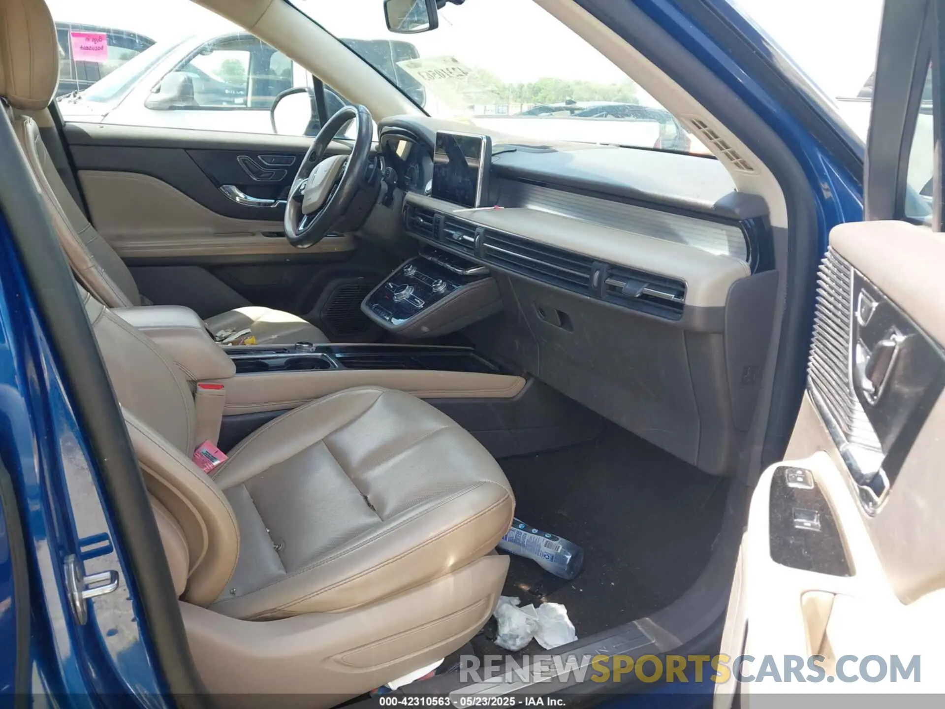 5 fotografías del automóvil dañado 5LMCJ1C96LUL14090 LINCOLN CORSAIR 2020