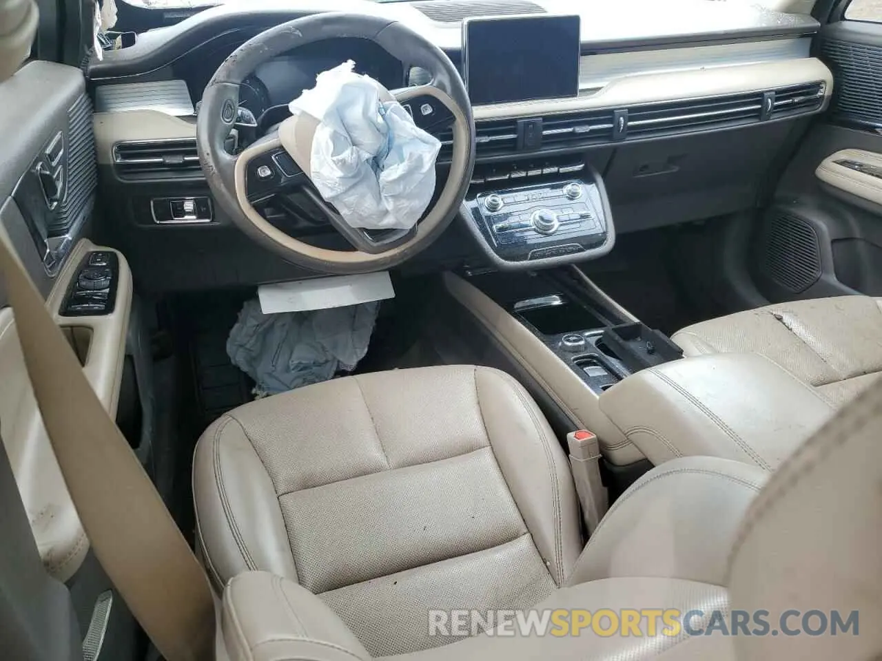 8 fotografías del automóvil dañado 5LMCJ1C98LUL17797 LINCOLN CORSAIR 2020