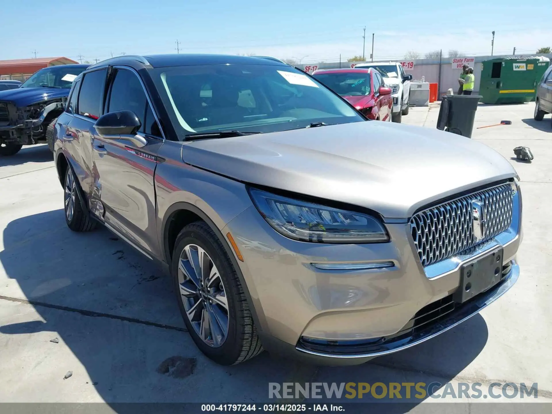 1 fotografías del automóvil dañado 5LMCJ2C92LUL14156 LINCOLN CORSAIR 2020