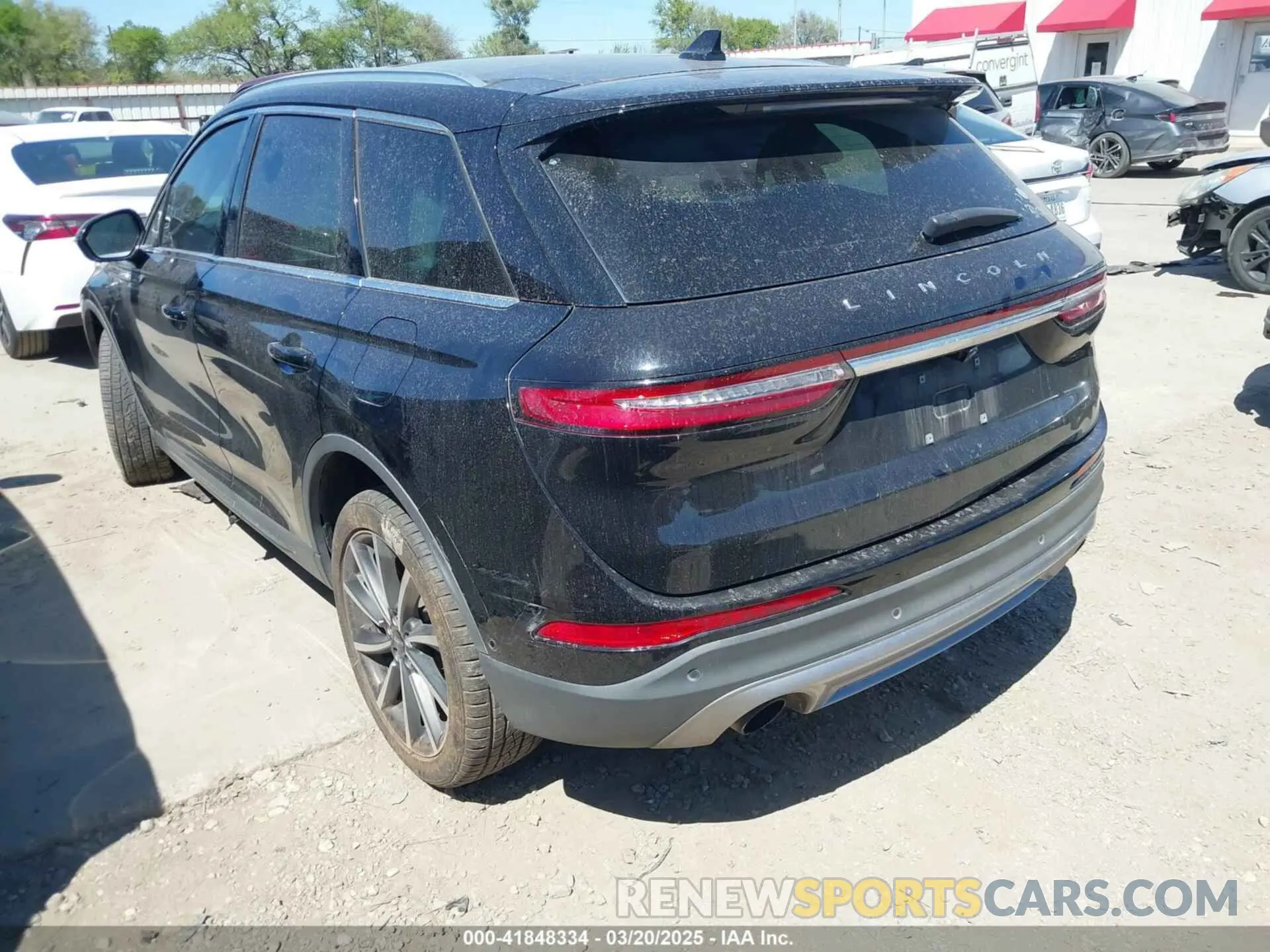 3 fotografías del automóvil dañado 5LMCJ2C97LUL09633 LINCOLN CORSAIR 2020