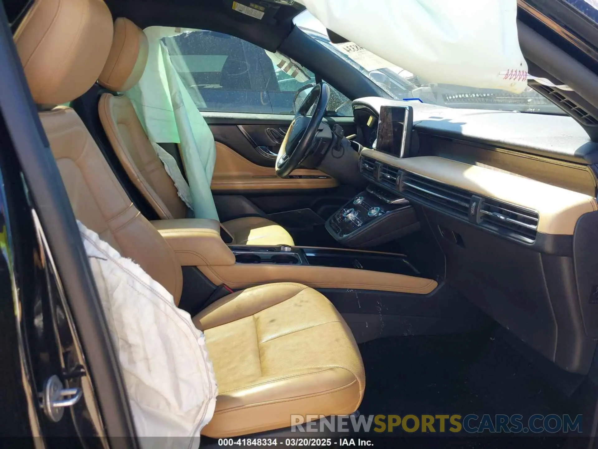 5 fotografías del automóvil dañado 5LMCJ2C97LUL09633 LINCOLN CORSAIR 2020
