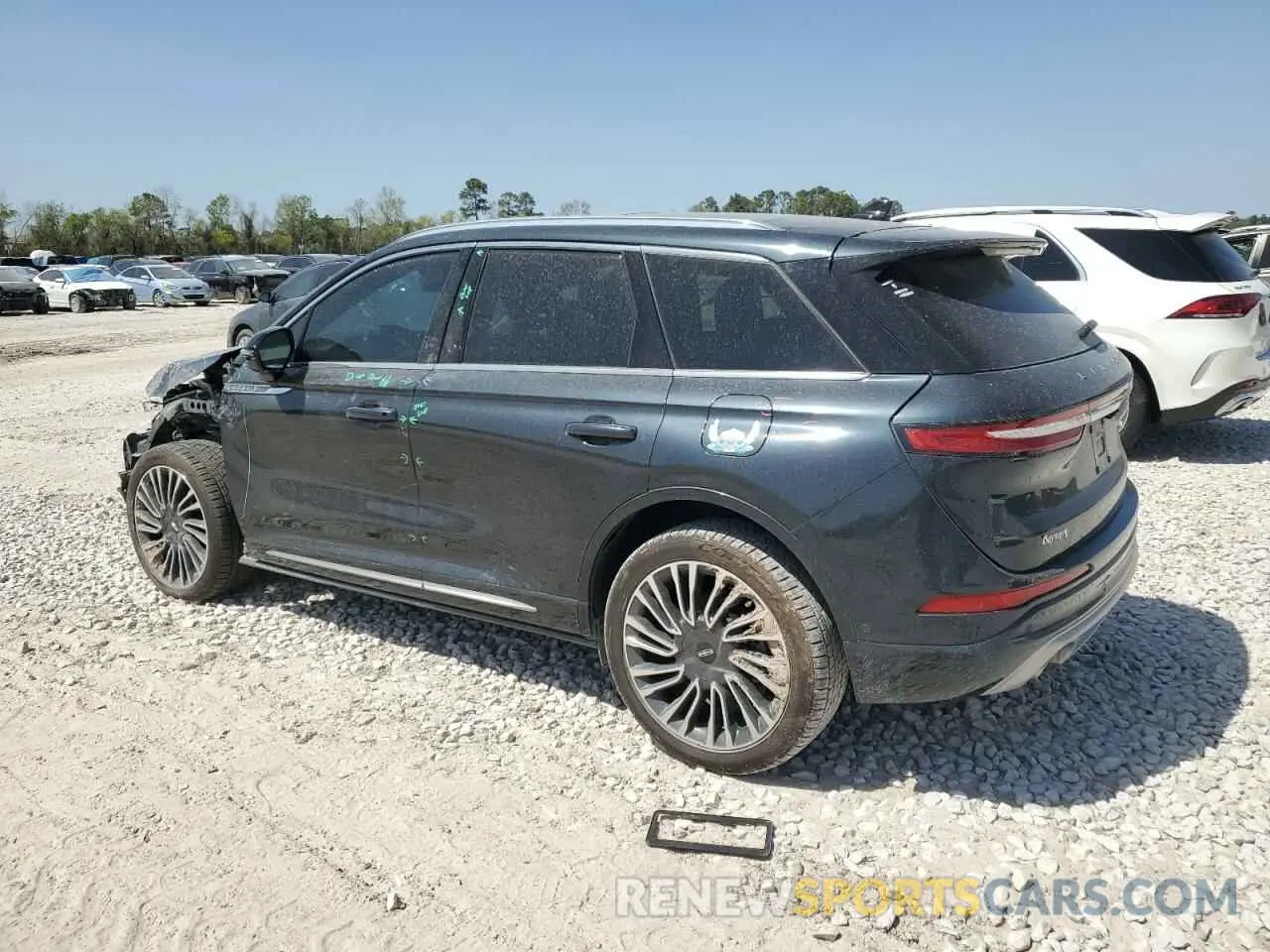 2 fotografías del automóvil dañado 5LMCJ2D97LUL14149 LINCOLN CORSAIR 2020