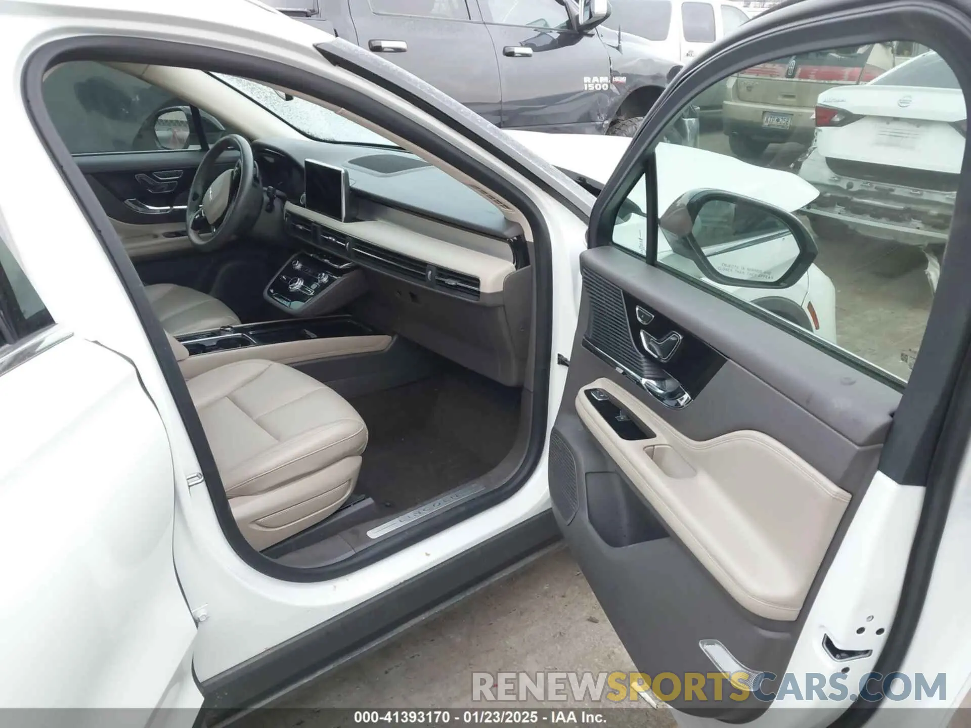 5 fotografías del automóvil dañado 5LMCJ1C90MUL06956 LINCOLN CORSAIR 2021