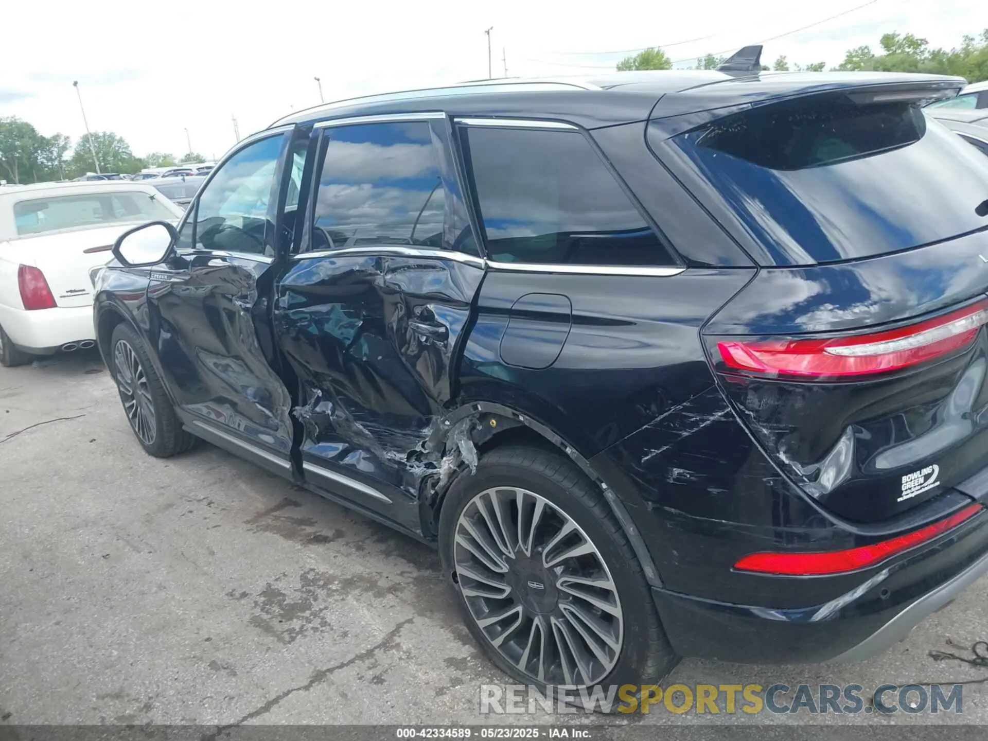 14 fotografías del automóvil dañado 5LMCJ1DH9MUL08470 LINCOLN CORSAIR 2021
