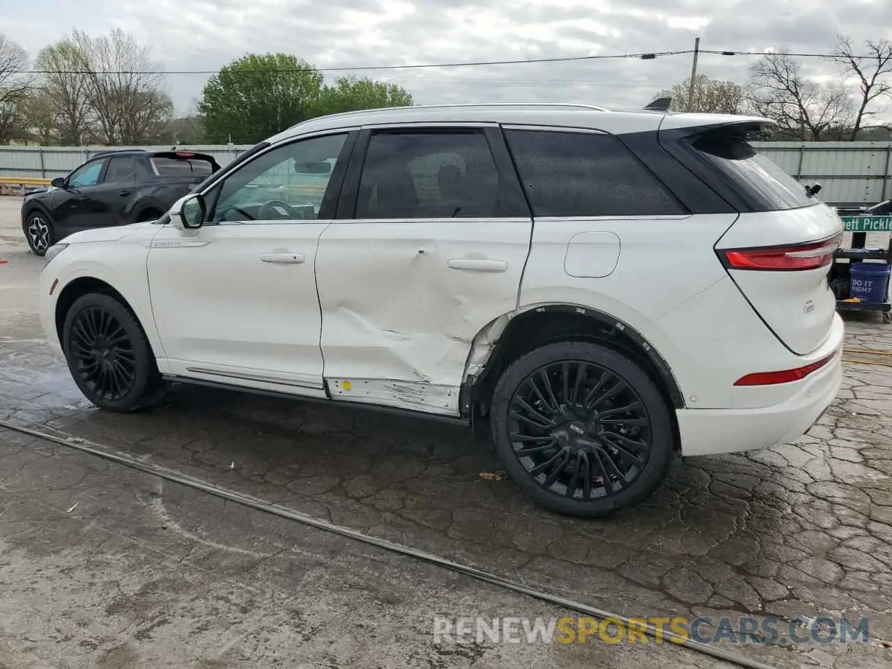 2 fotografías del automóvil dañado 5LMCJ2C91MUL22590 LINCOLN CORSAIR 2021