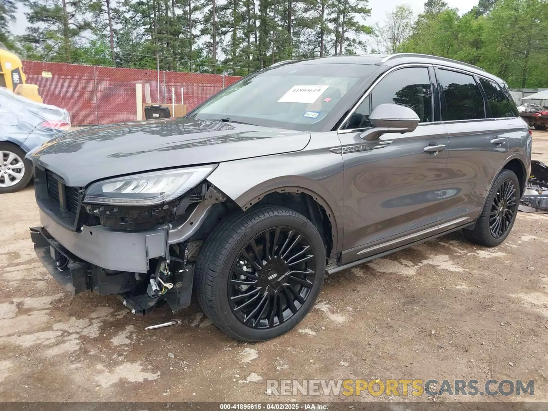 2 fotografías del automóvil dañado 5LMCJ2C9XMUL01785 LINCOLN CORSAIR 2021