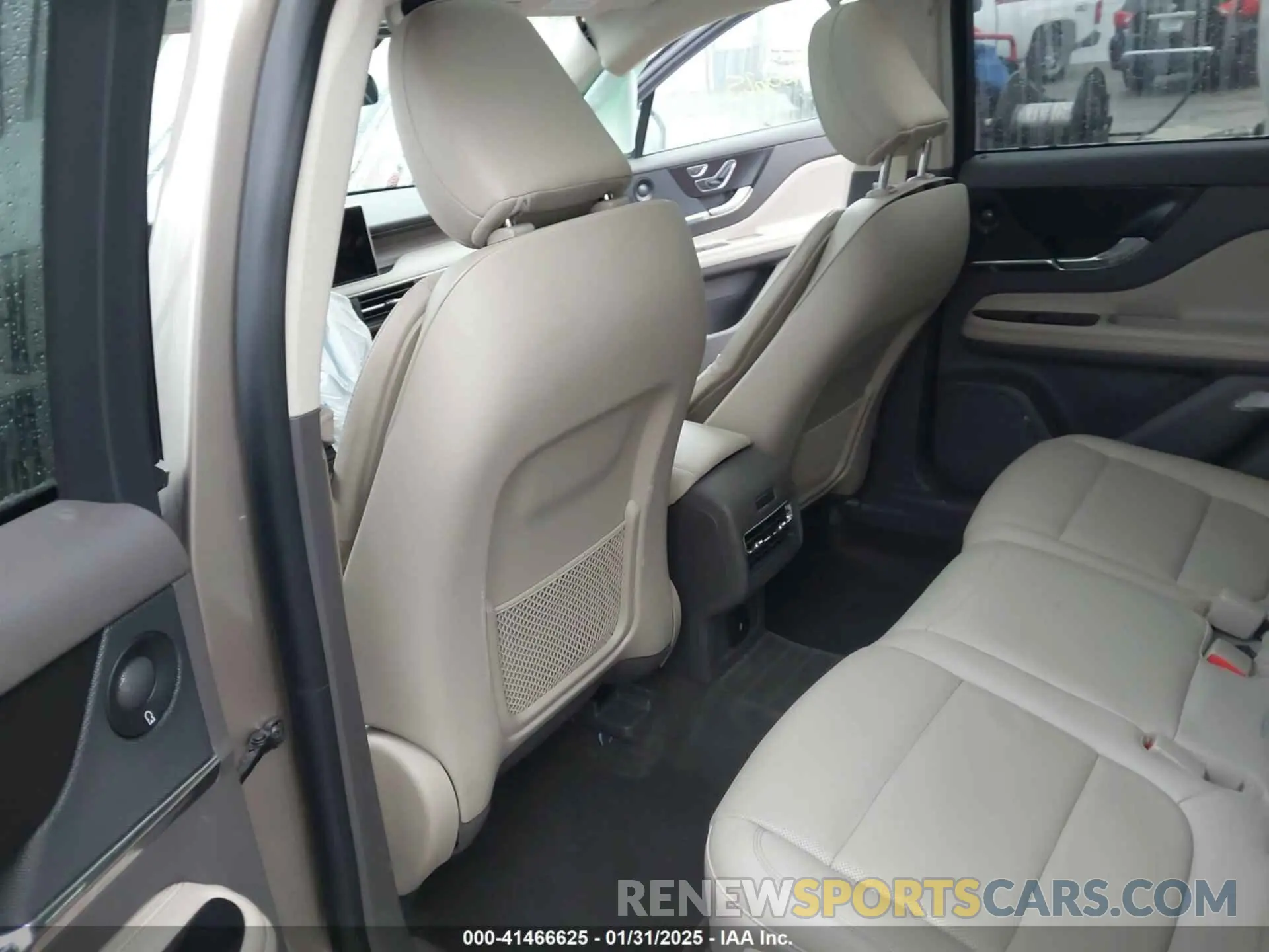 8 fotografías del automóvil dañado 5LMCJ2D96MUL06433 LINCOLN CORSAIR 2021