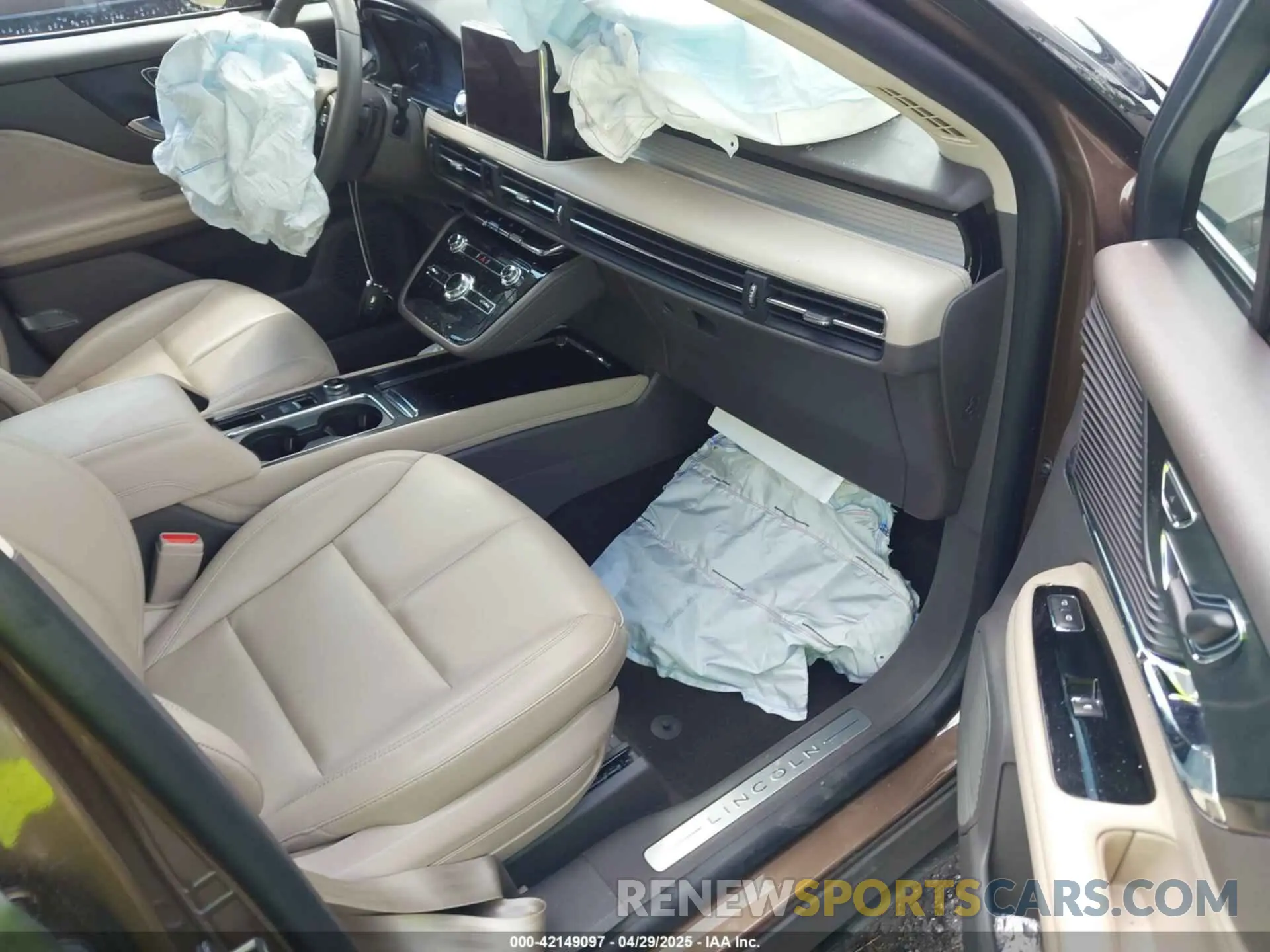 5 fotografías del automóvil dañado 5LMCJ1C96NUL11922 LINCOLN CORSAIR 2022