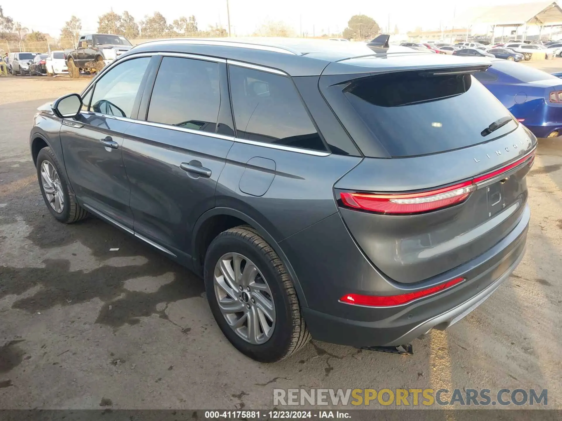 3 fotografías del automóvil dañado 5LMCJ1C99NUL23580 LINCOLN CORSAIR 2022