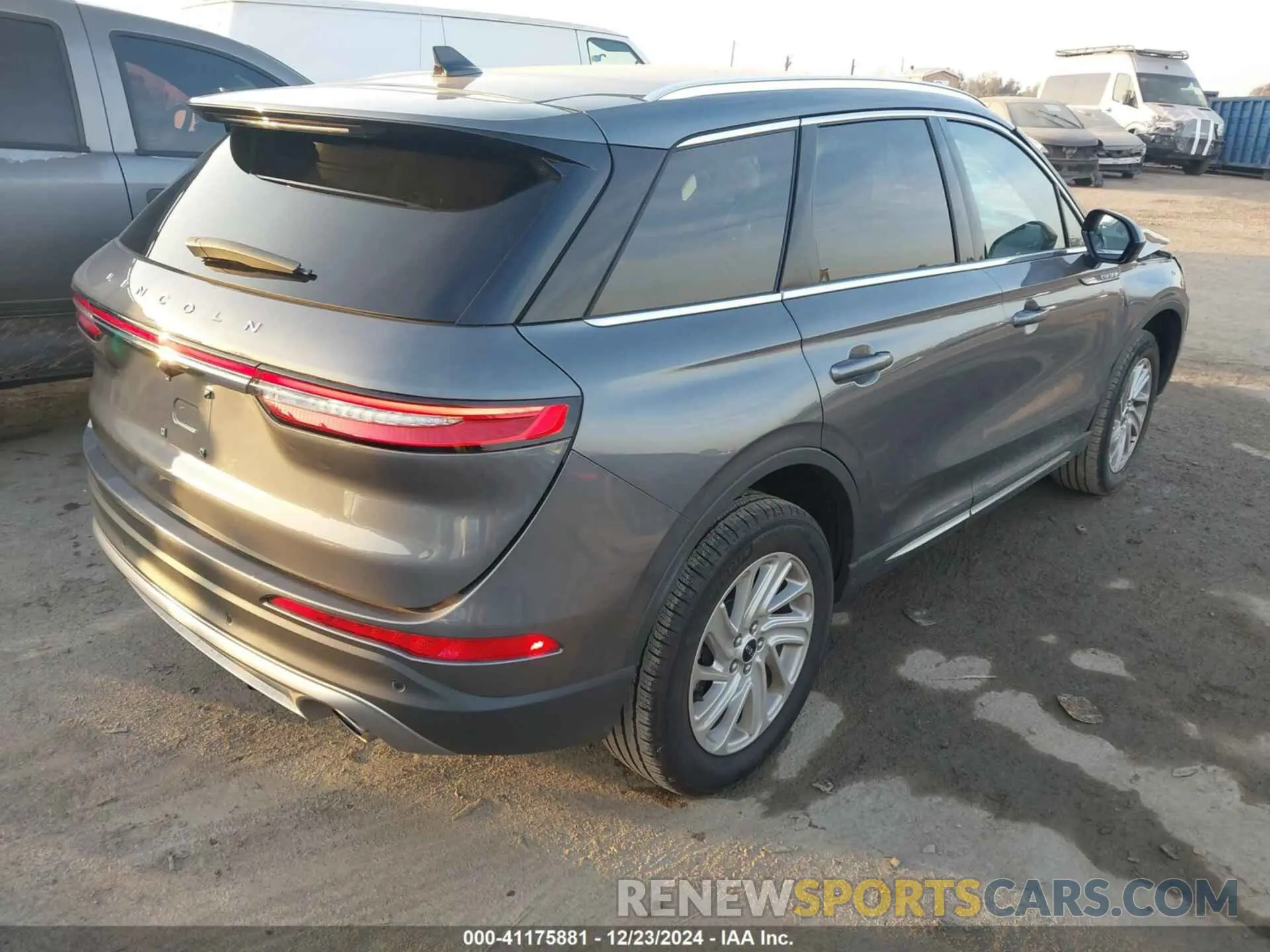 4 fotografías del automóvil dañado 5LMCJ1C99NUL23580 LINCOLN CORSAIR 2022
