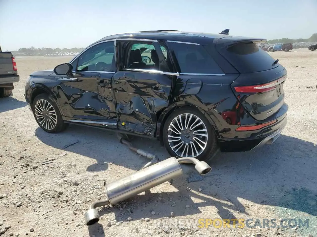 2 fotografías del automóvil dañado 5LMCJ1DH6NUL35420 LINCOLN CORSAIR 2022