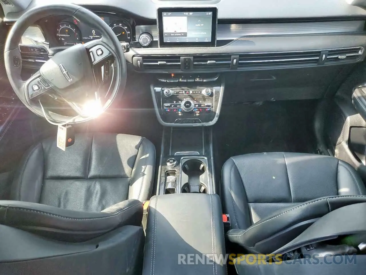 8 fotografías del automóvil dañado 5LMCJ1DH6NUL35420 LINCOLN CORSAIR 2022