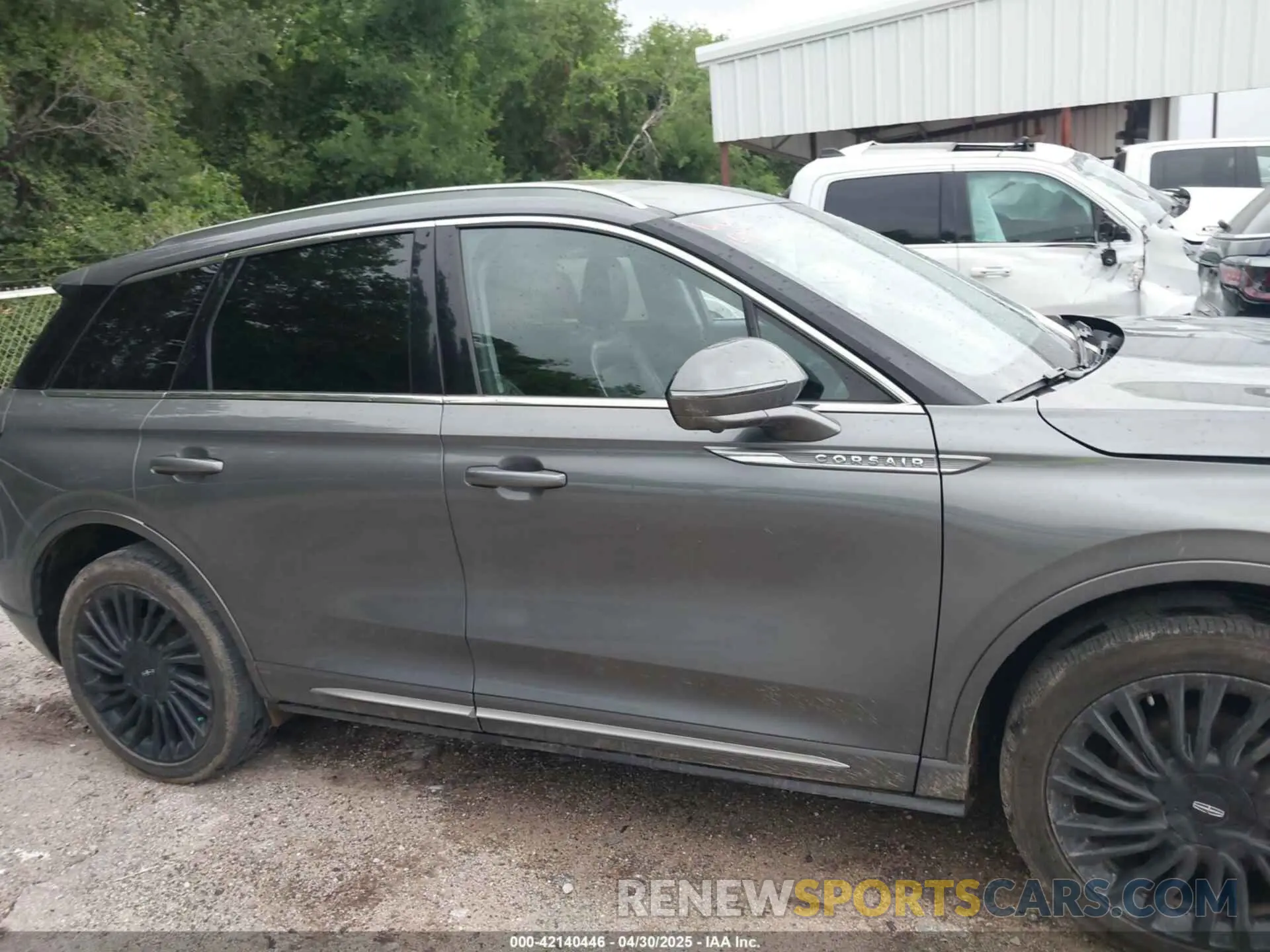 13 fotografías del automóvil dañado 5LMCJ2C98NUL17016 LINCOLN CORSAIR 2022