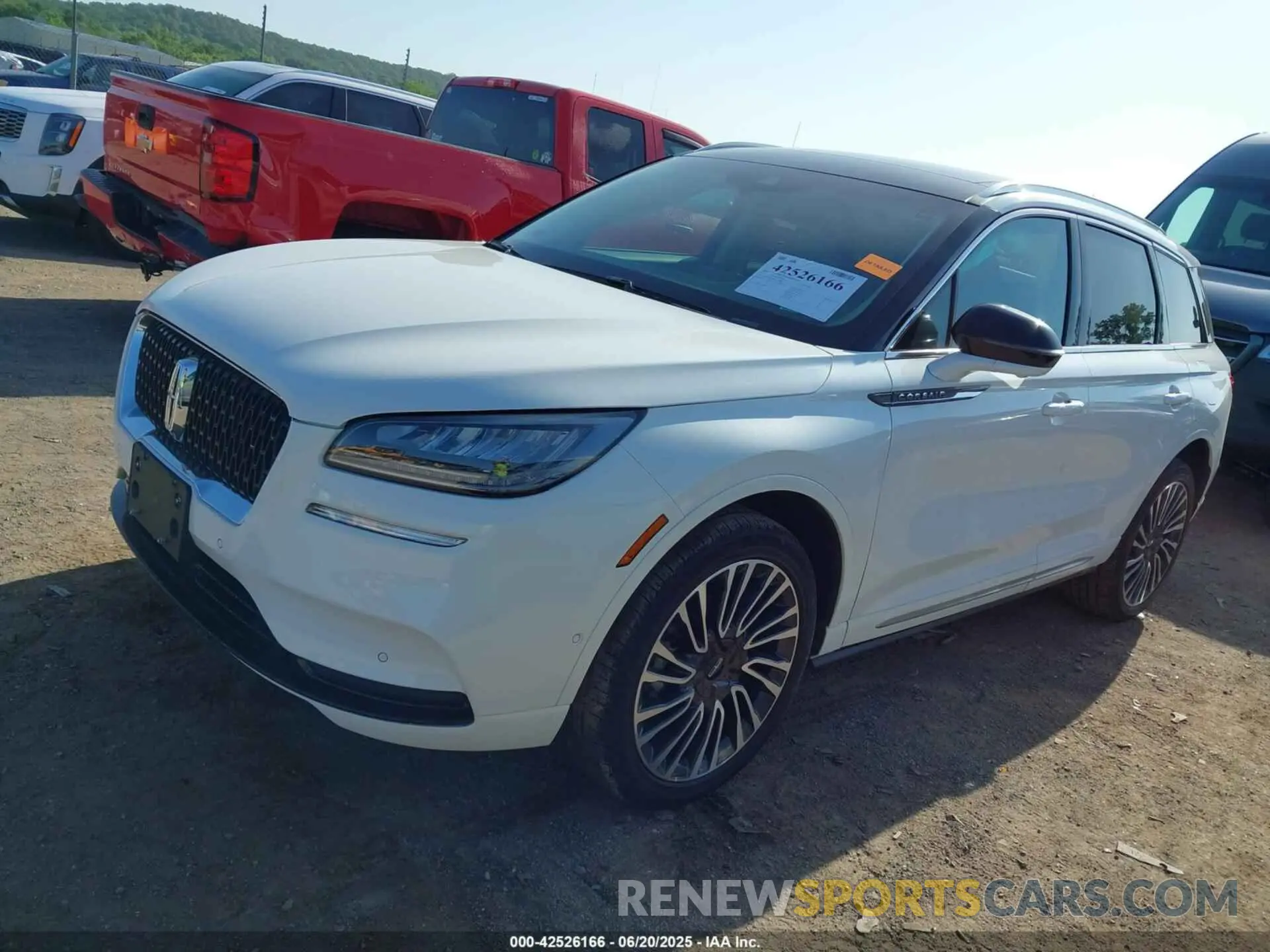 2 fotografías del automóvil dañado 5LMCJ2DH8NUL16809 LINCOLN CORSAIR 2022