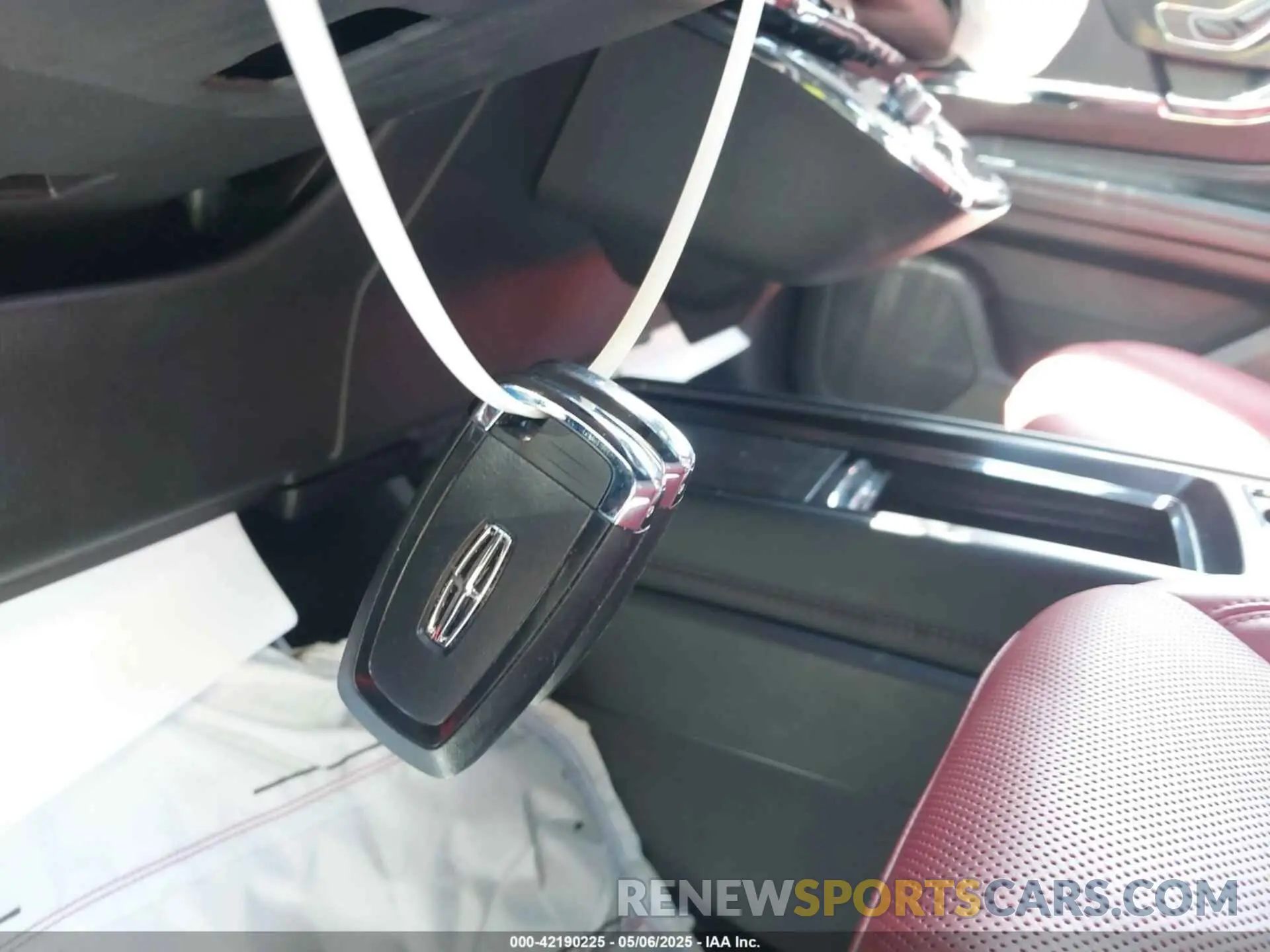 11 fotografías del automóvil dañado 5LMCJ2DA0PUL16311 LINCOLN CORSAIR 2023