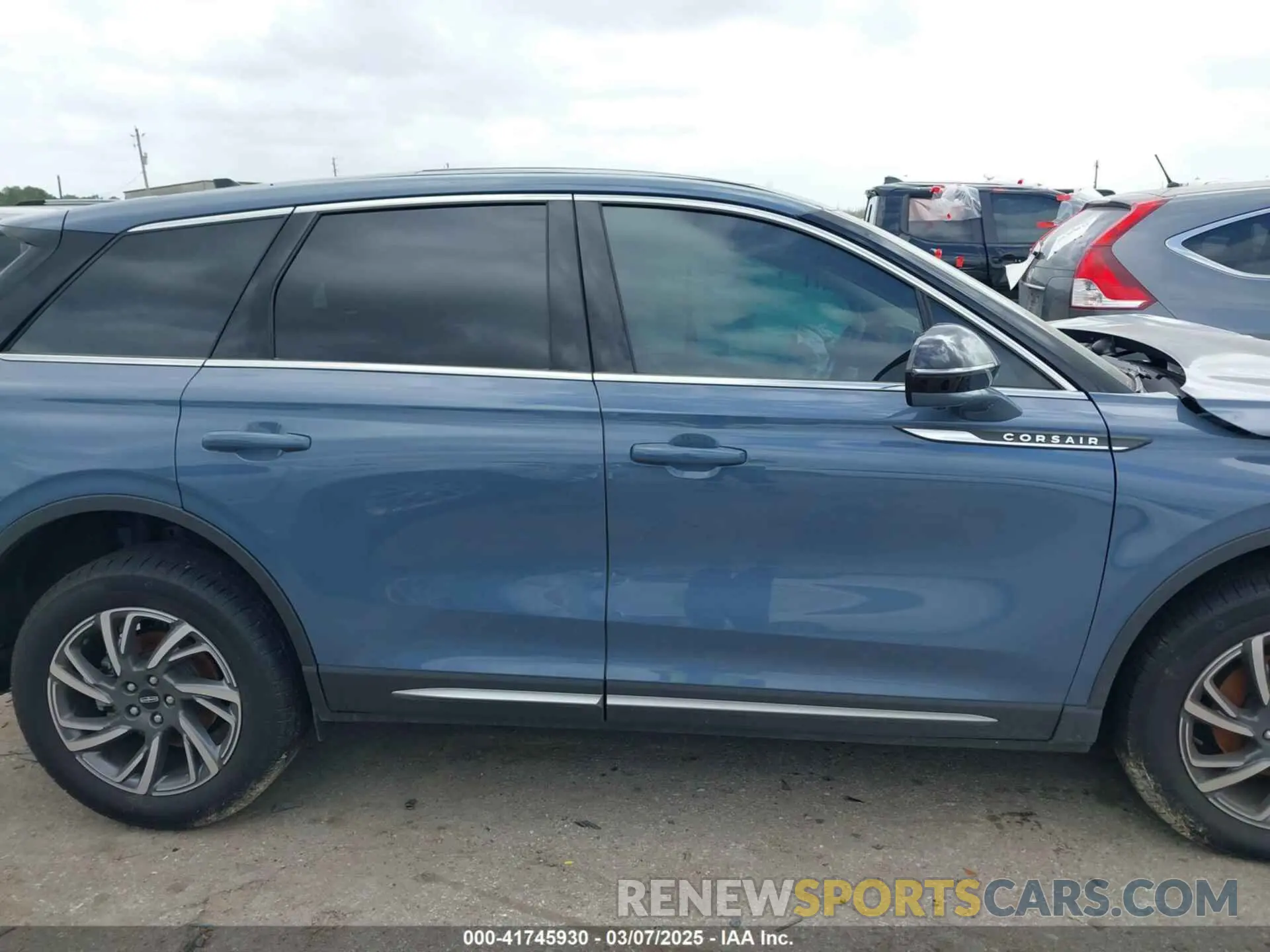 12 fotografías del automóvil dañado 5LMCJ1CA4RUL04693 LINCOLN CORSAIR 2024