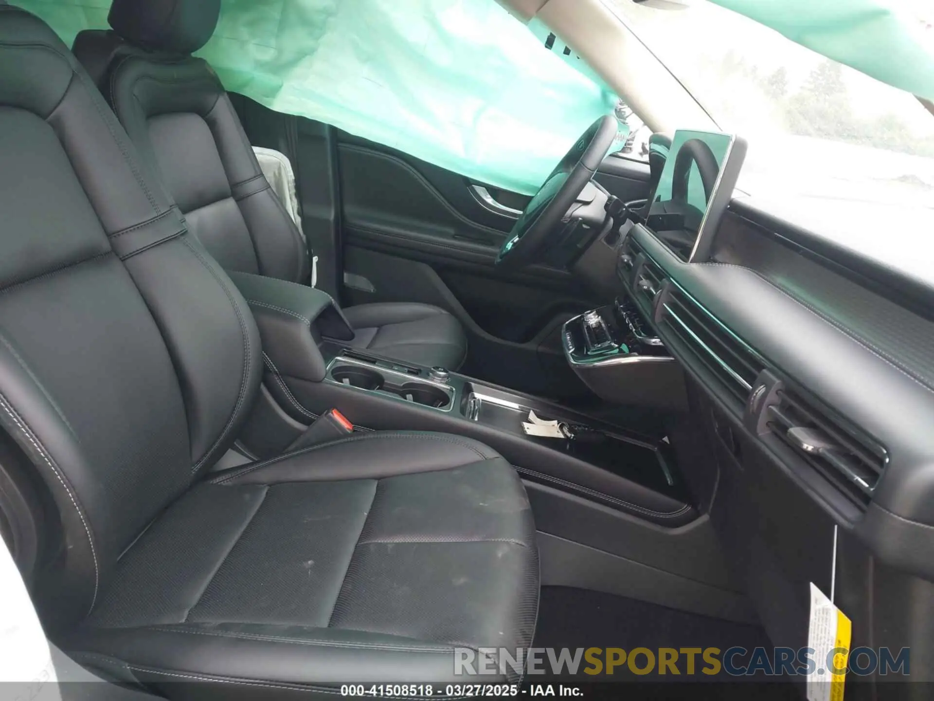 5 fotografías del automóvil dañado 5LMCJ1CA7RUL01805 LINCOLN CORSAIR 2024